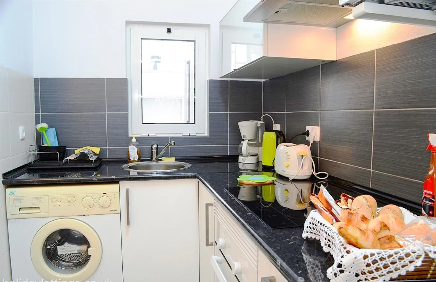 Kitchen or kitchenette in Algarpraia