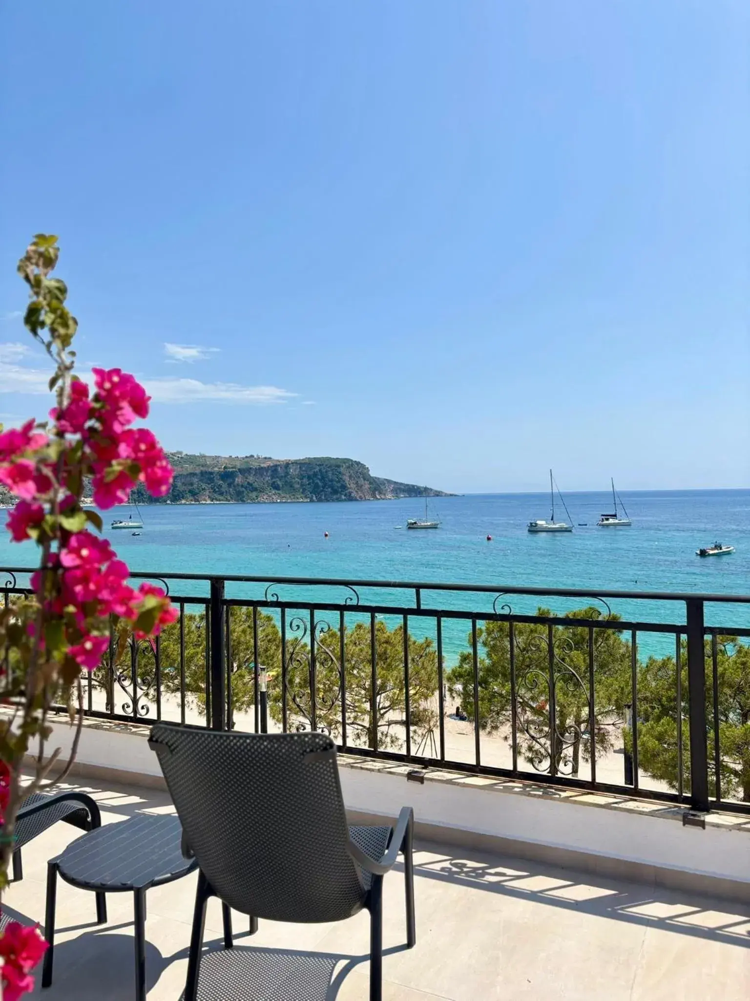 Luxury Seafront 1932 Luxury Seafront 1932