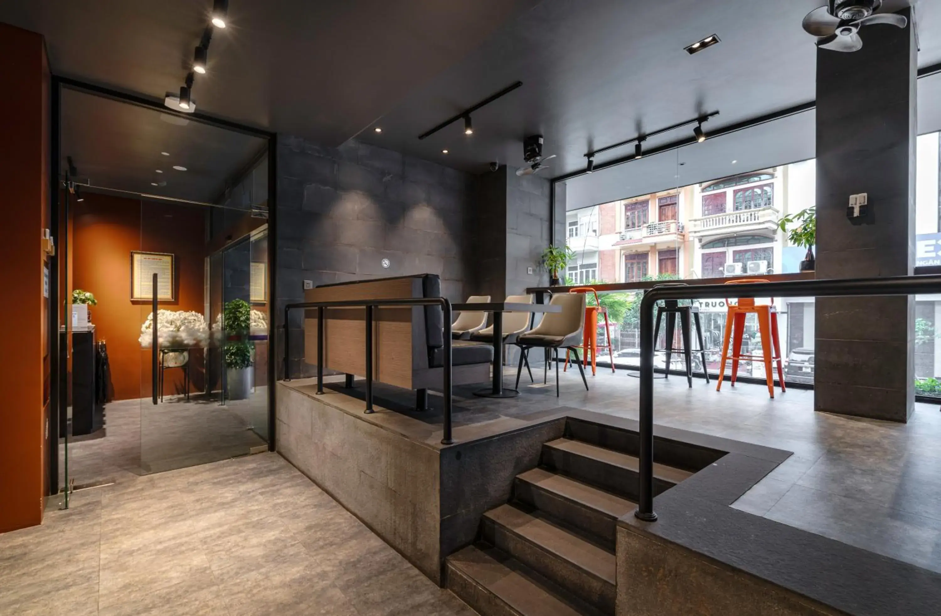 Restaurant/places to eat in Linn Hotel Bac Giang Restaurant/places to eat in Linn Hotel Bac Giang