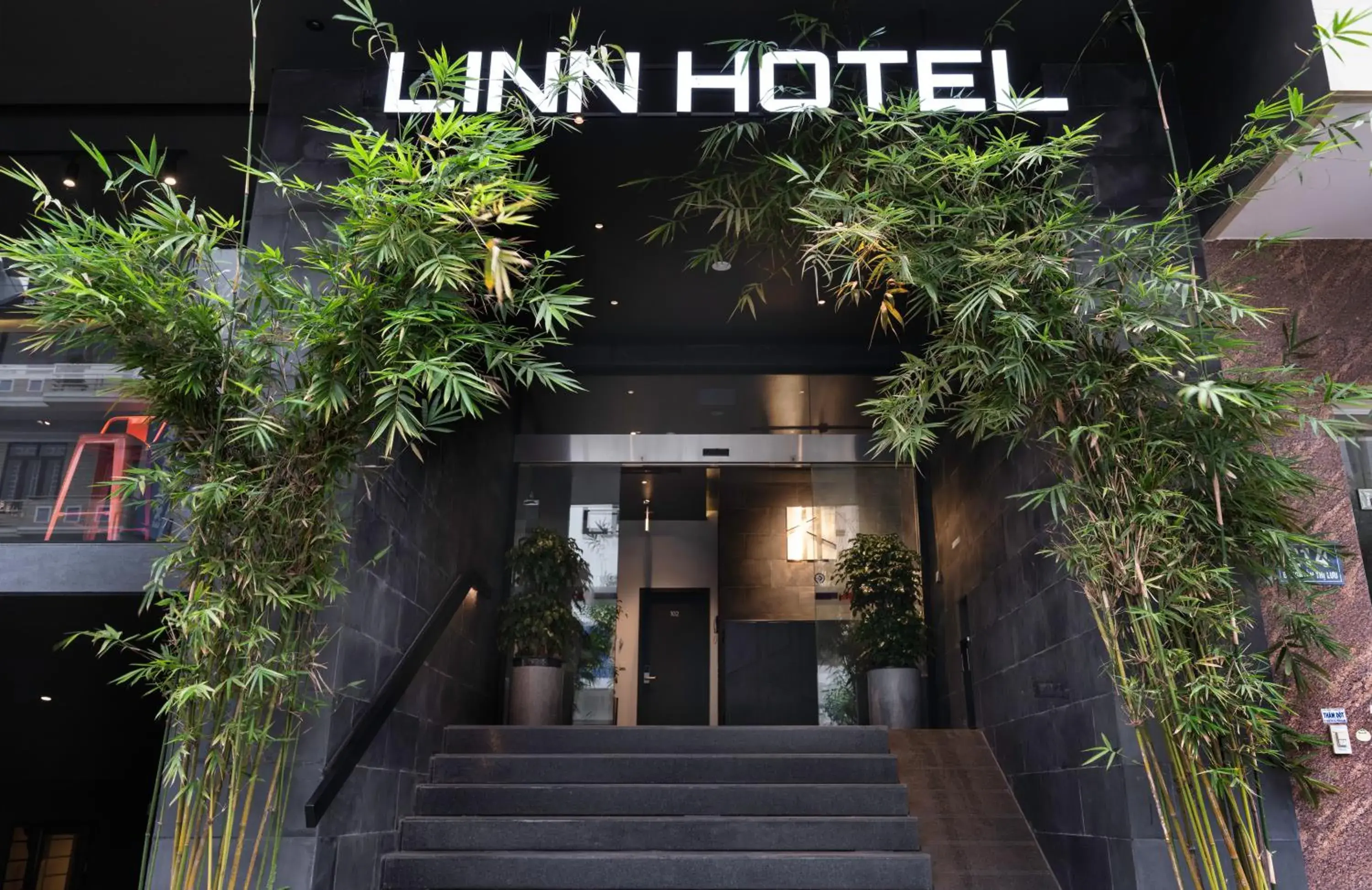 Facade/entrance in Linn Hotel Bac Giang Facade/entrance in Linn Hotel Bac Giang