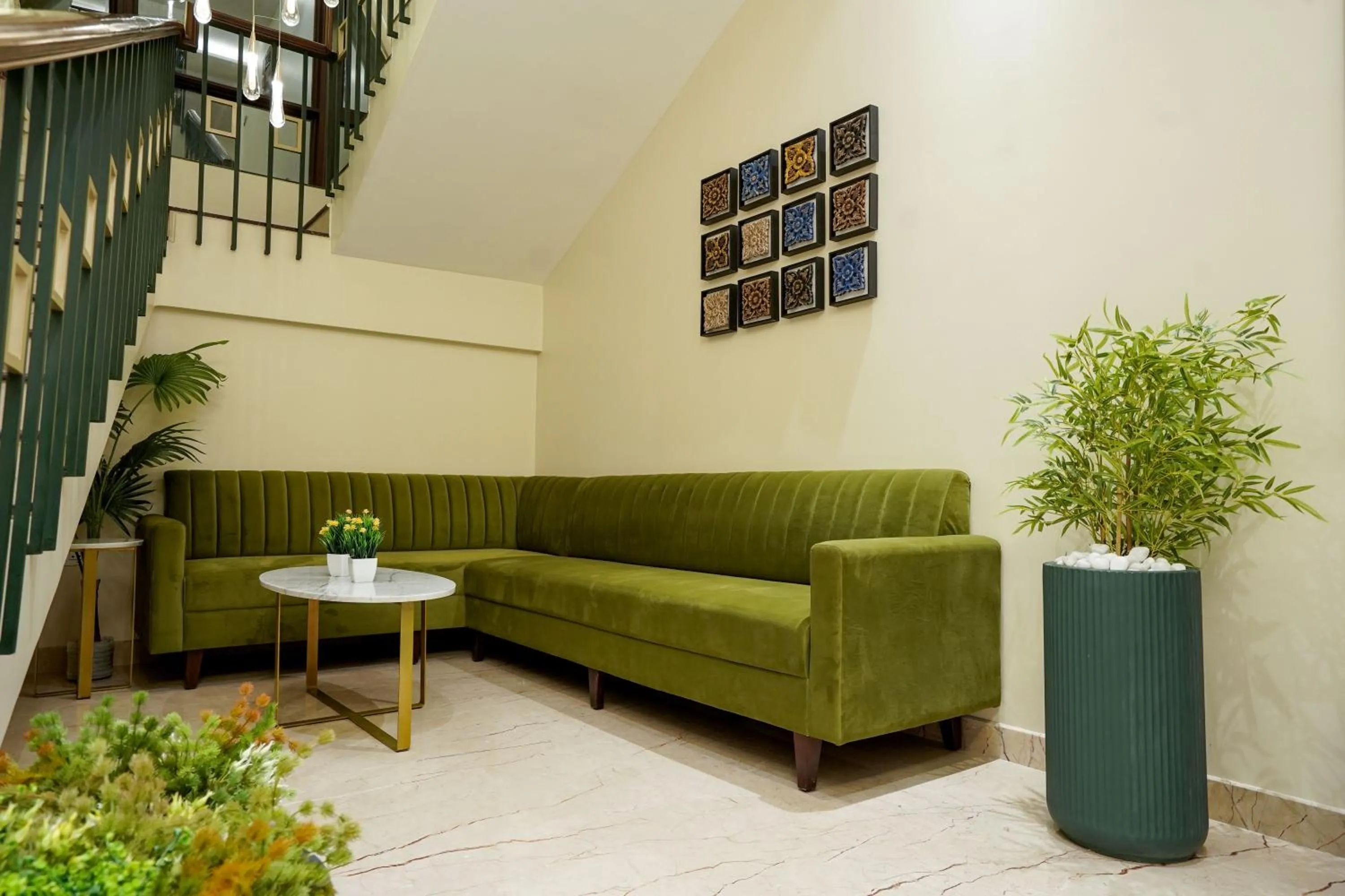 Restaurant/places to eat in M2 Square by Monday Premium