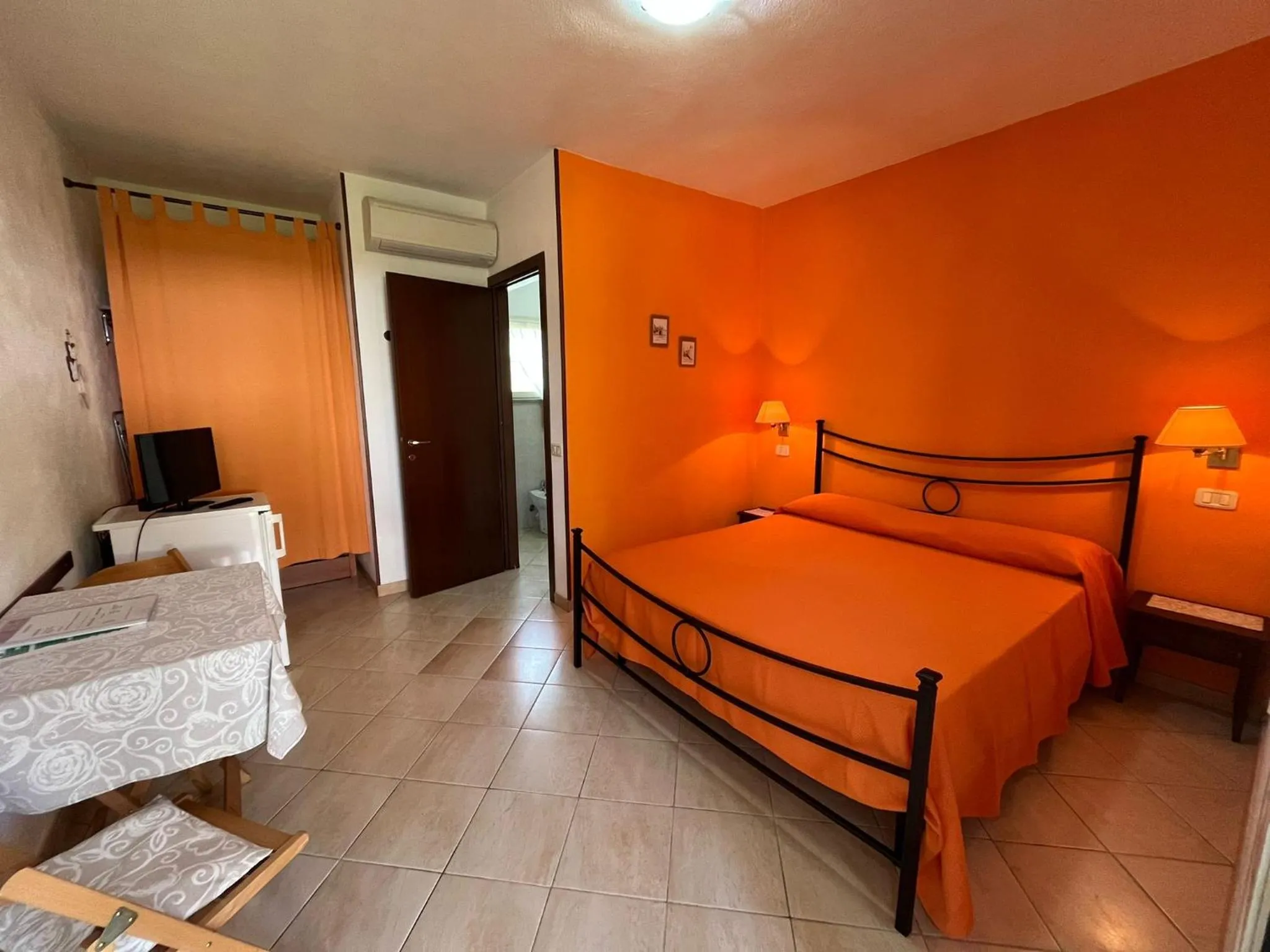 Bedroom, Bed in Agriturismo La Carlina