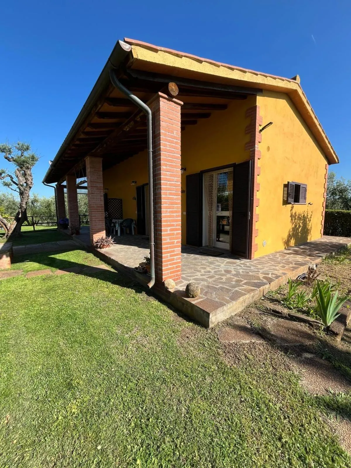 Property building in Agriturismo La Carlina