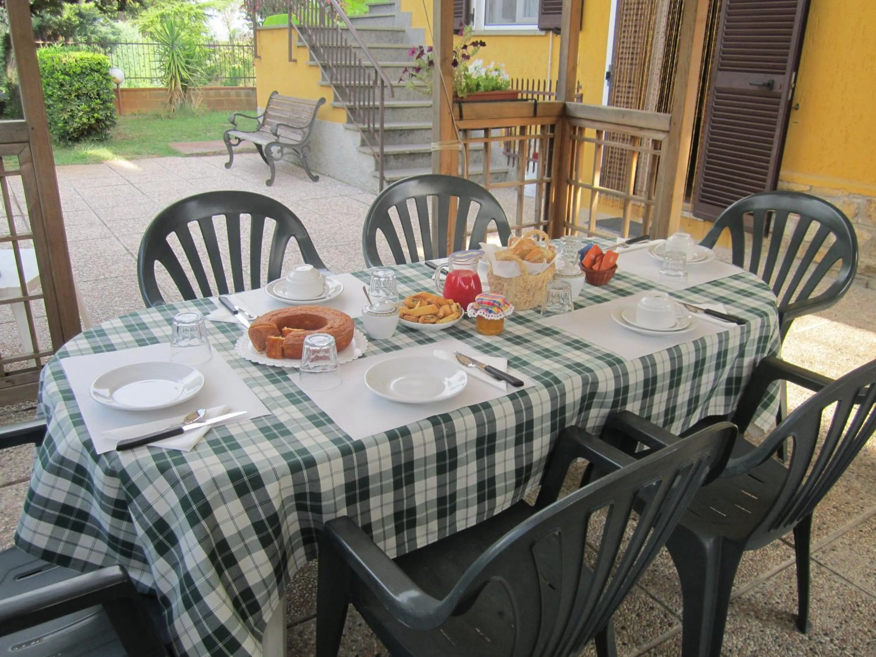 Patio in Agriturismo La Carlina