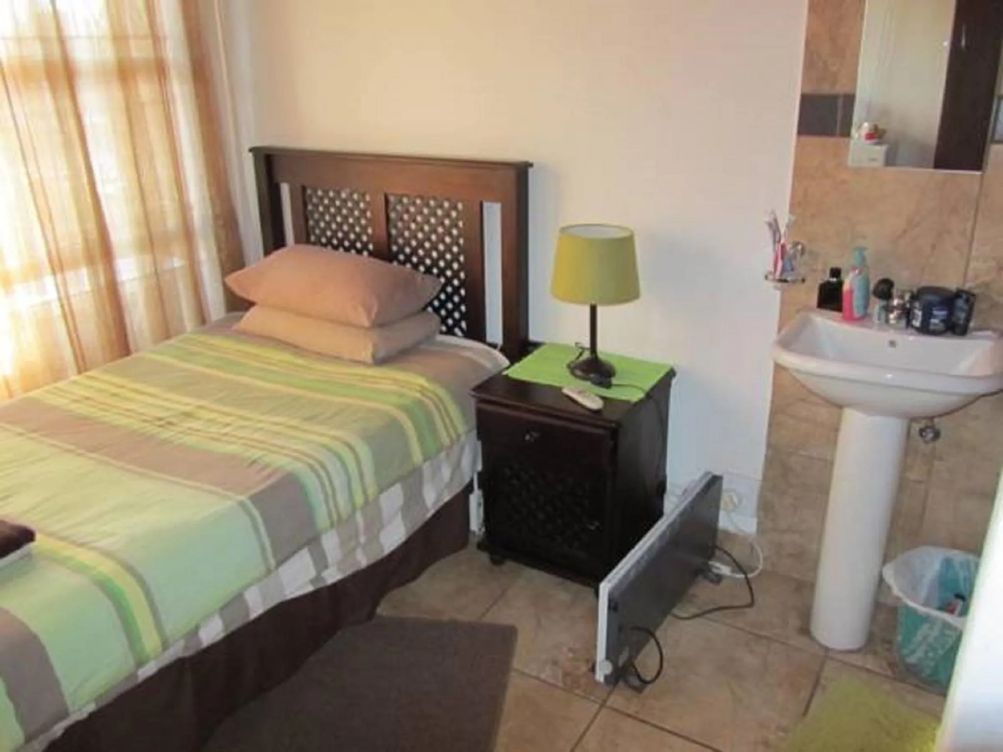 Bed in Mall Guesthouse