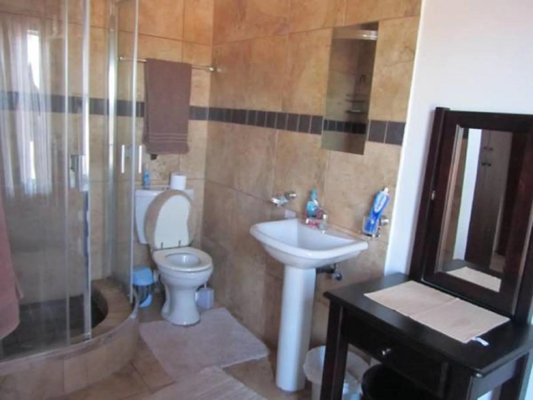 Mall Guesthouse