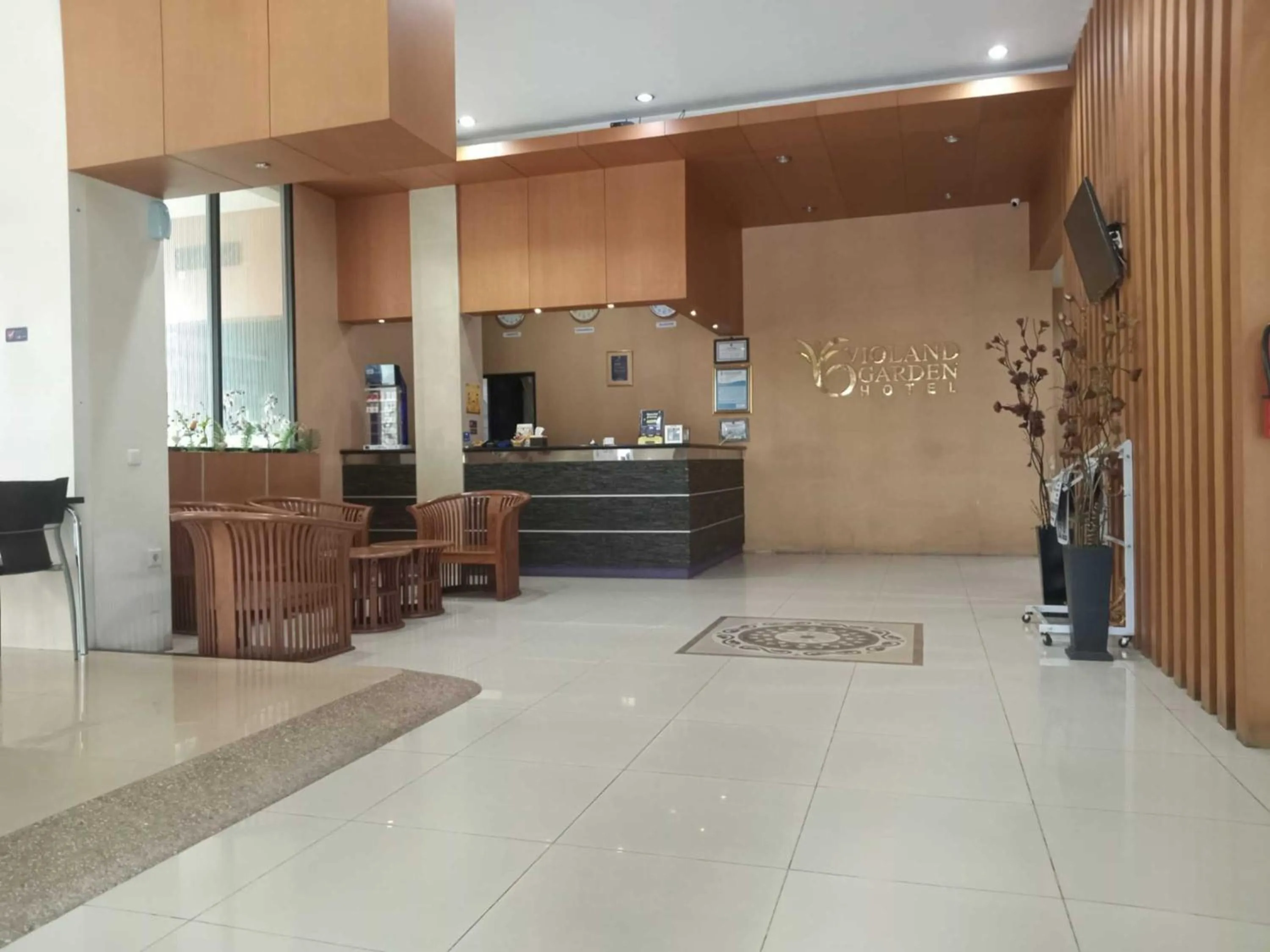Lobby or reception in Violand Garden Hotel Samarinda