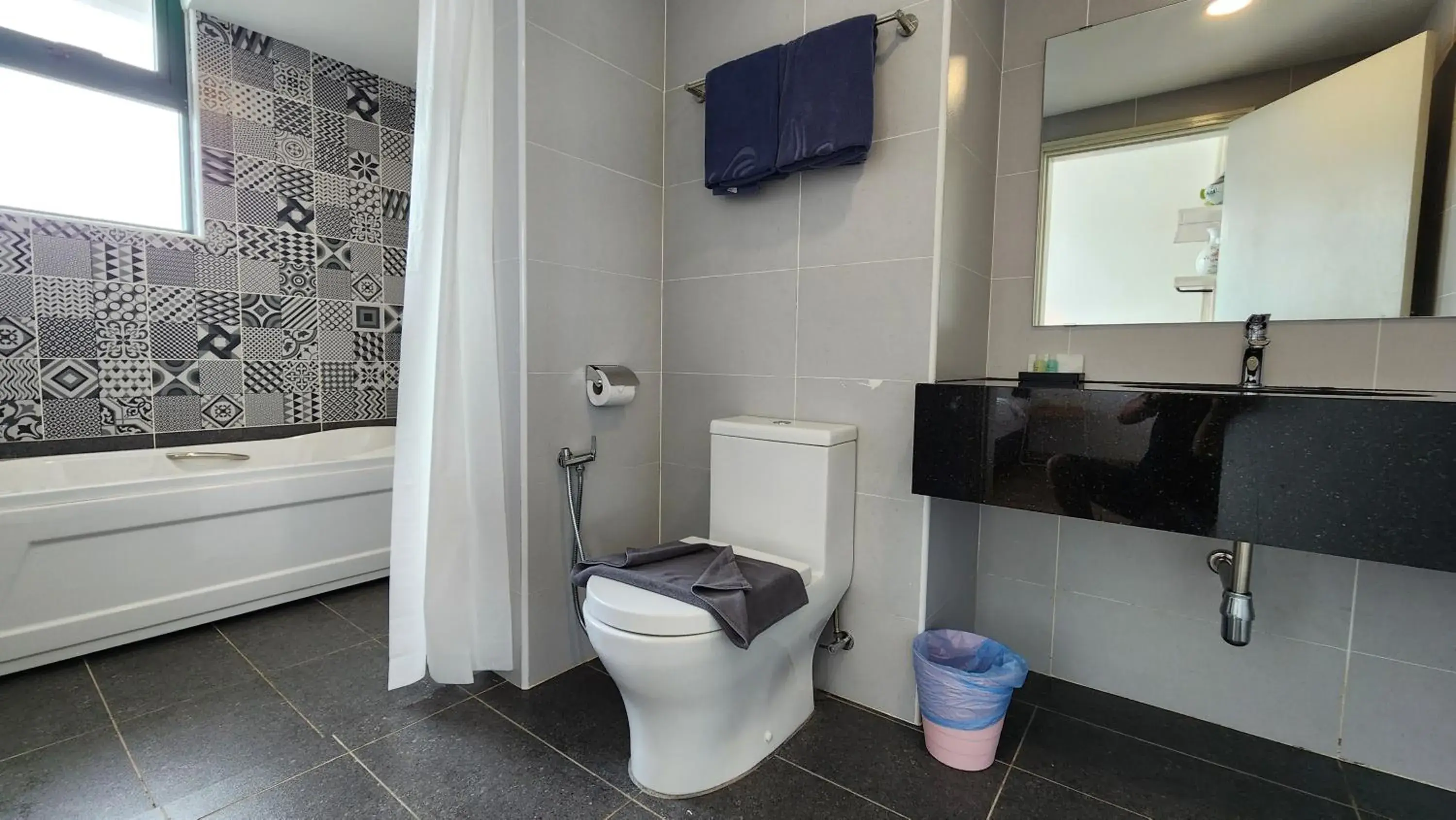 Deluxe King Suite in The Penthouse and Suite SGR Melaka Deluxe King Suite in The Penthouse and Suite SGR Melaka