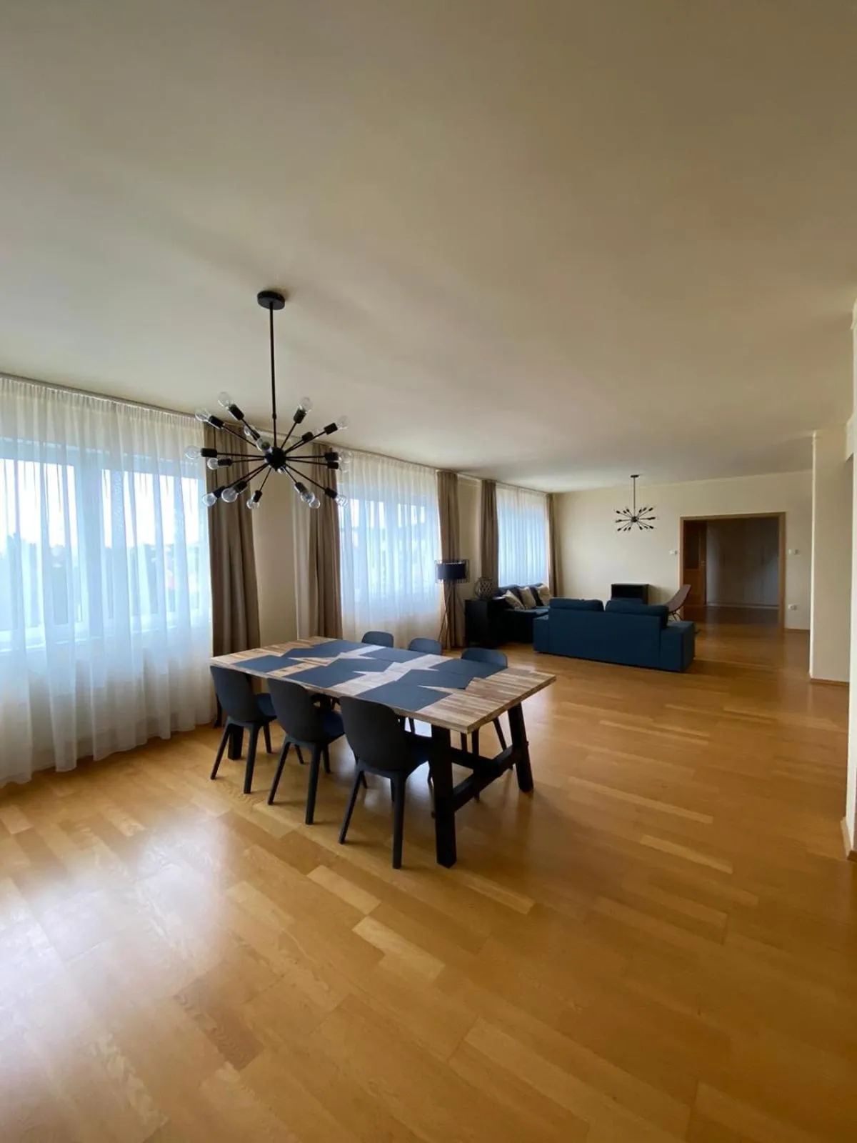 Dining area in Hotel Bobr