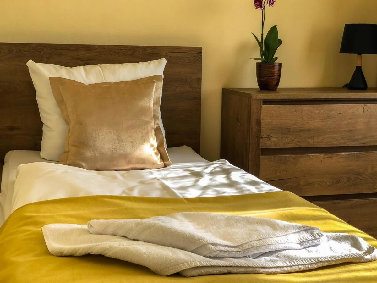 Bedroom, Bed in Hotel Bobr