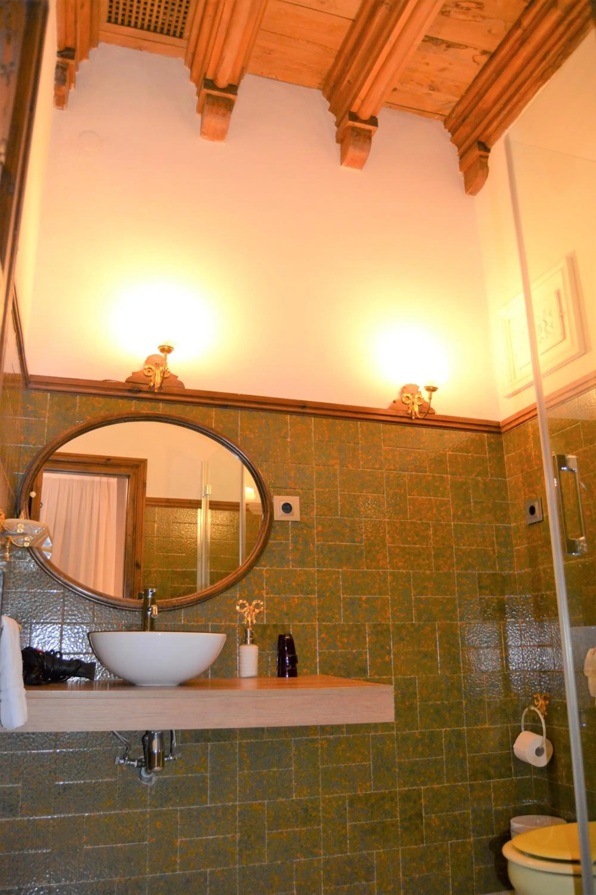 Bathroom in Lo Palauet de la Muralla