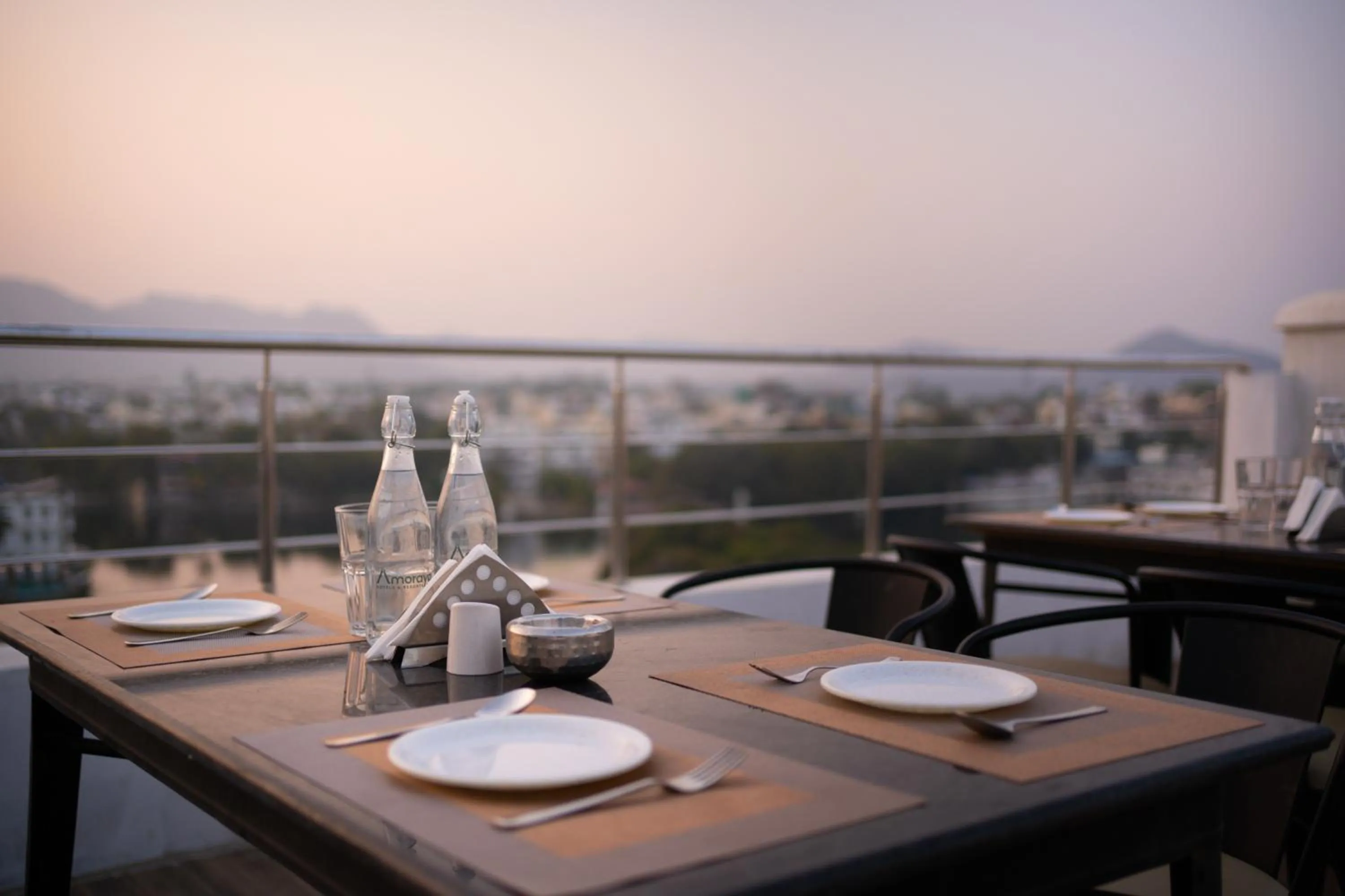 Restaurant/places to eat in Amoraya Udaipur