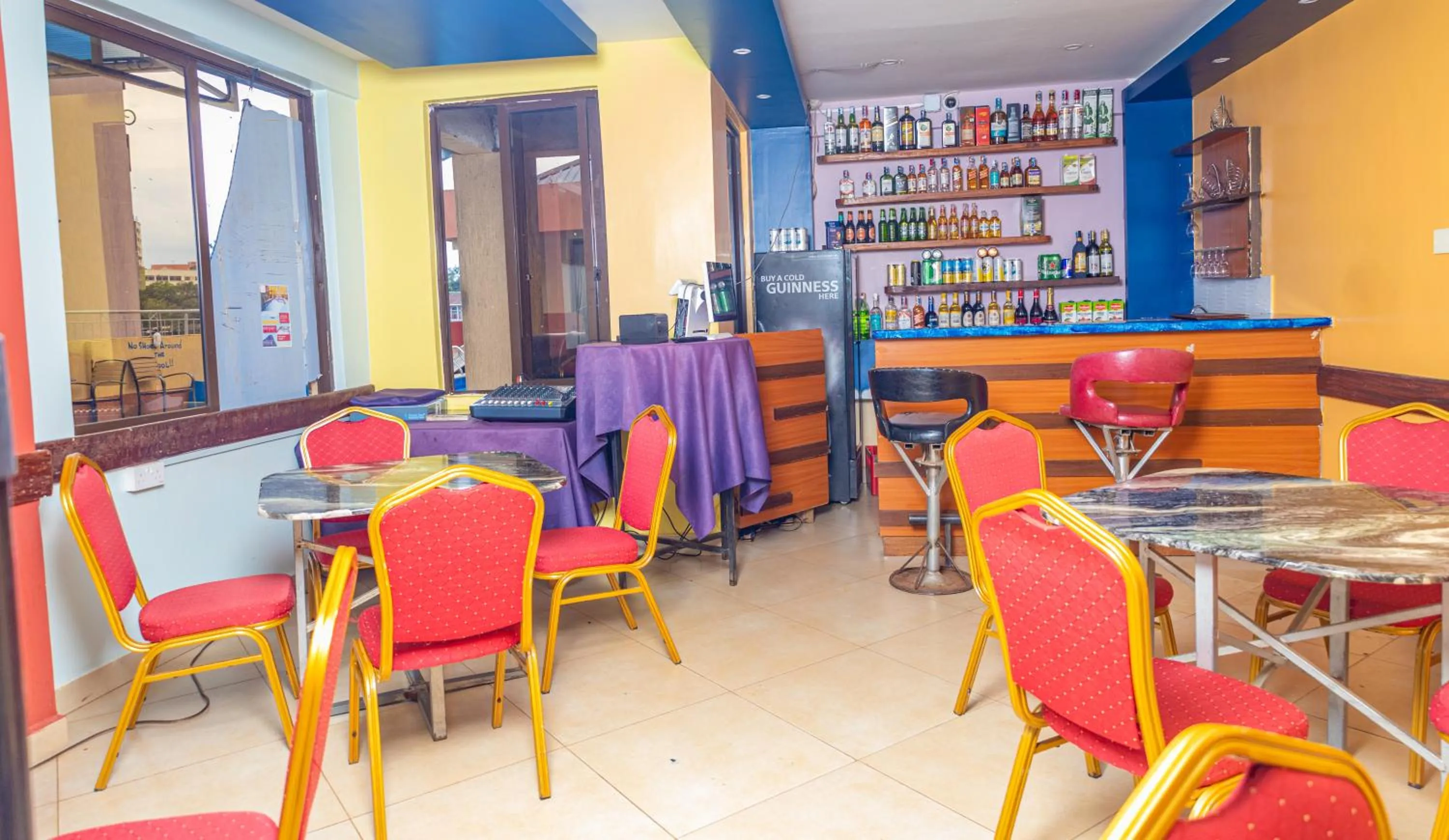 Lounge or bar in Paleo Hotel and Spa, Thika