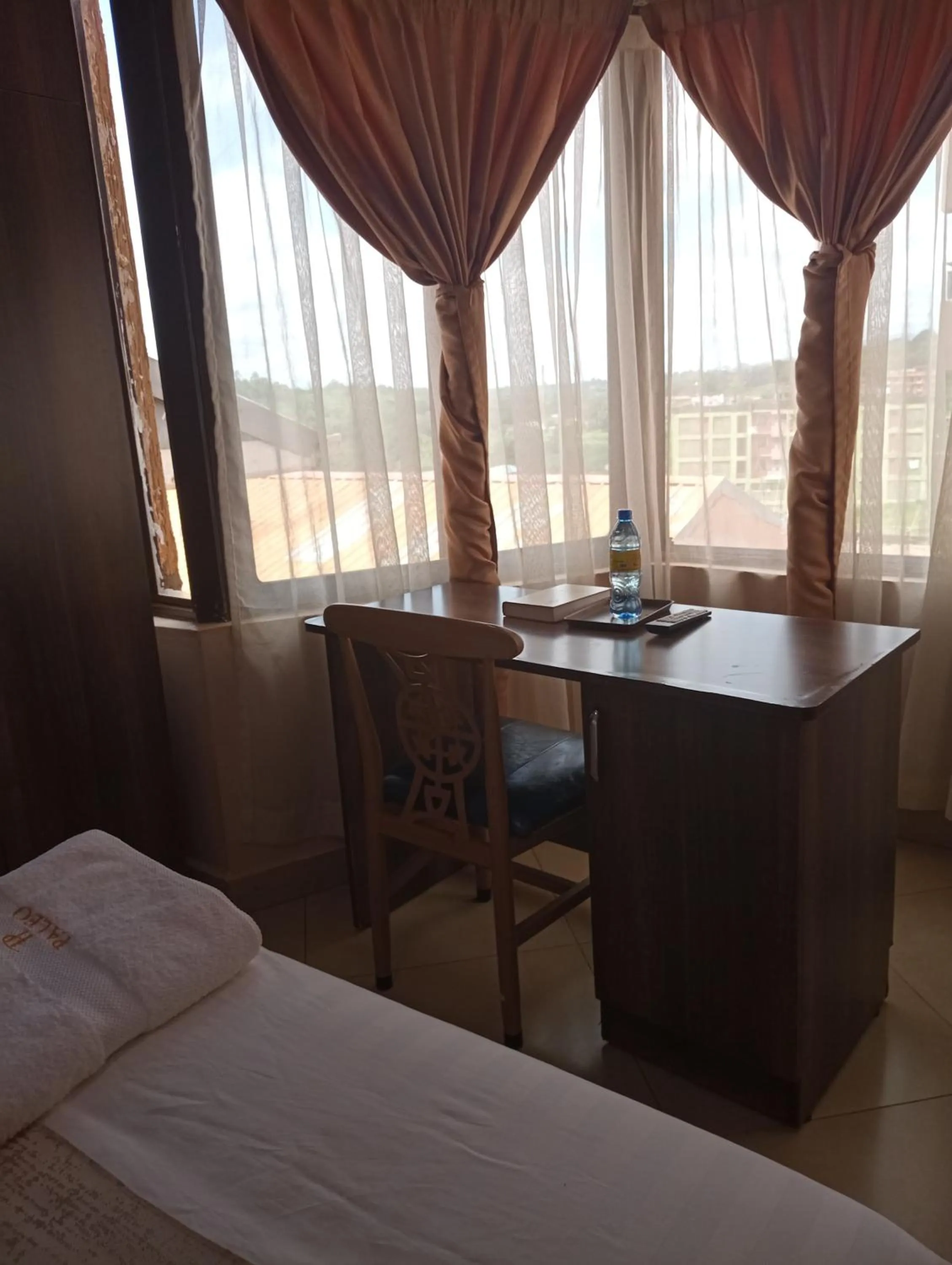 Street view, Bed in Paleo Hotel and Spa, Thika