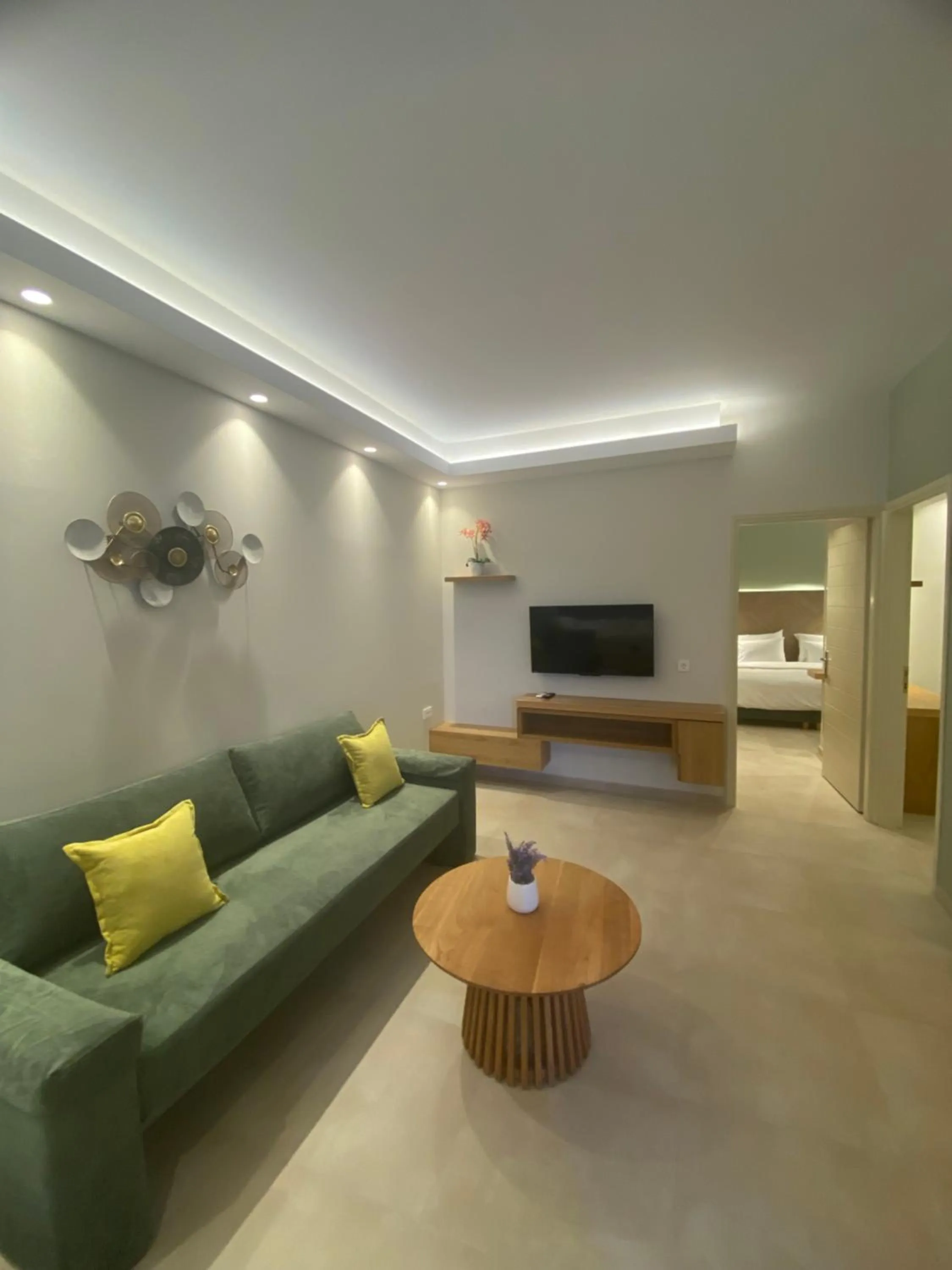 Elena Village Hotel & Suites