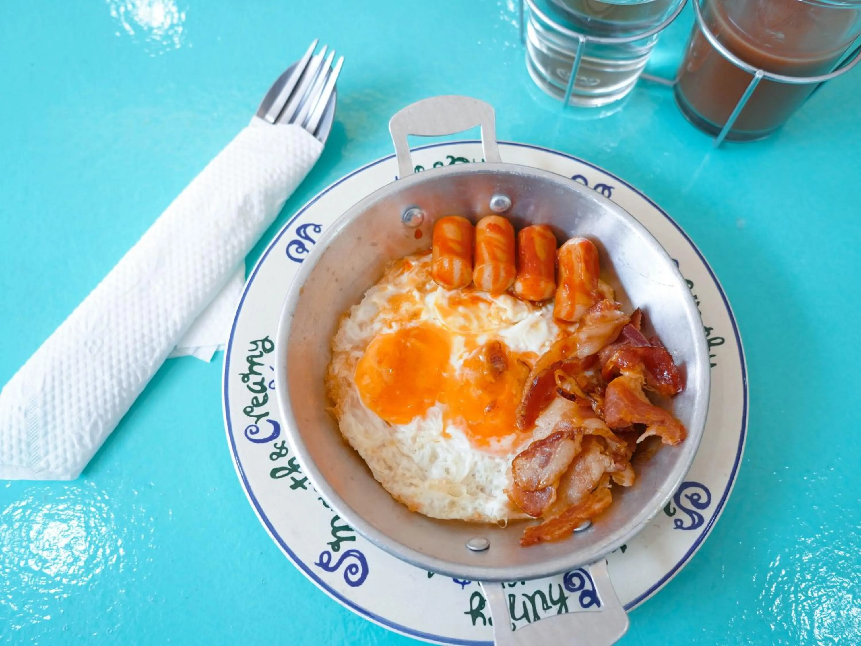 Breakfast in RoomQuest Hotel Pratunam
