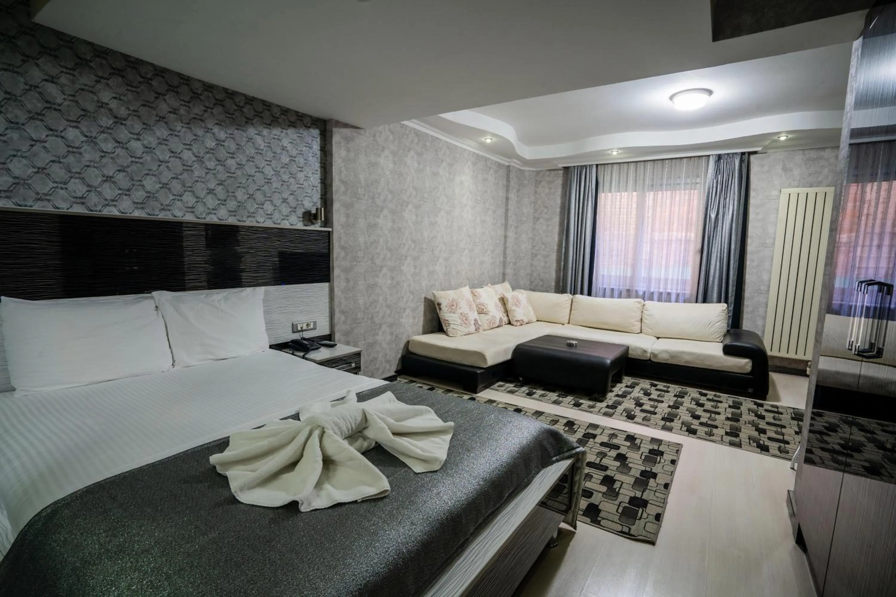 Photo of the whole room in HALLEY OTEL