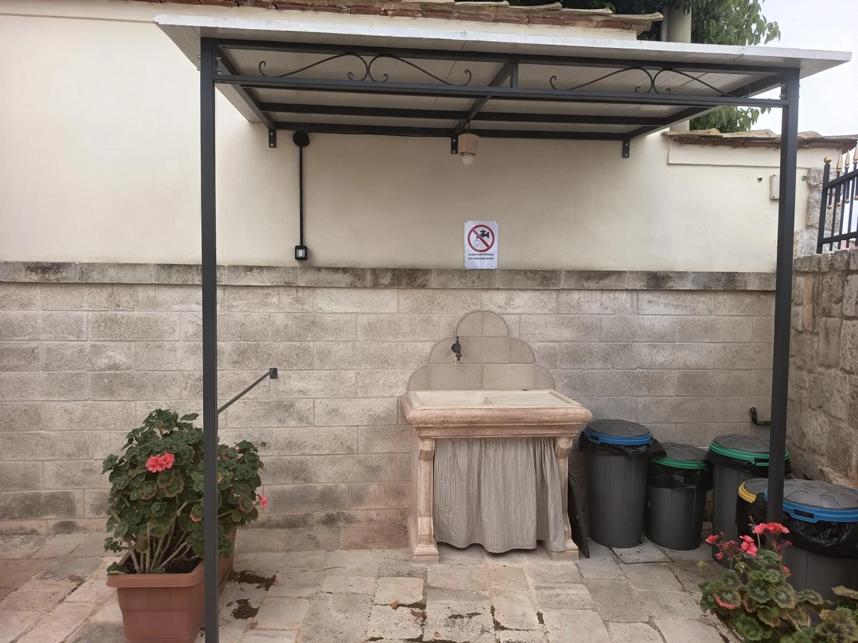 Patio in B&B Il Mulino del Monastero