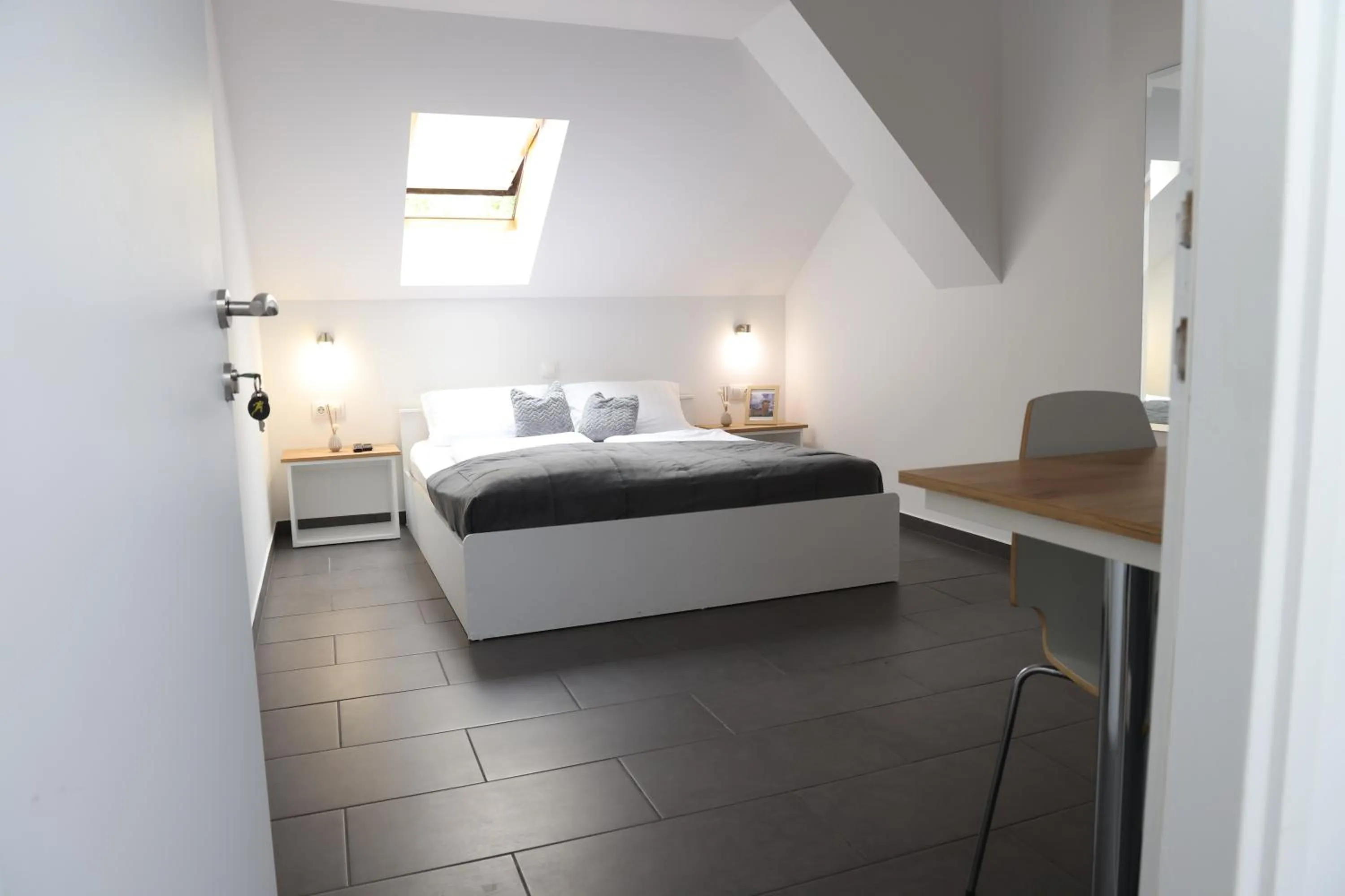 Double Room with Private External Bathroom - single occupancy in B&B Cindra