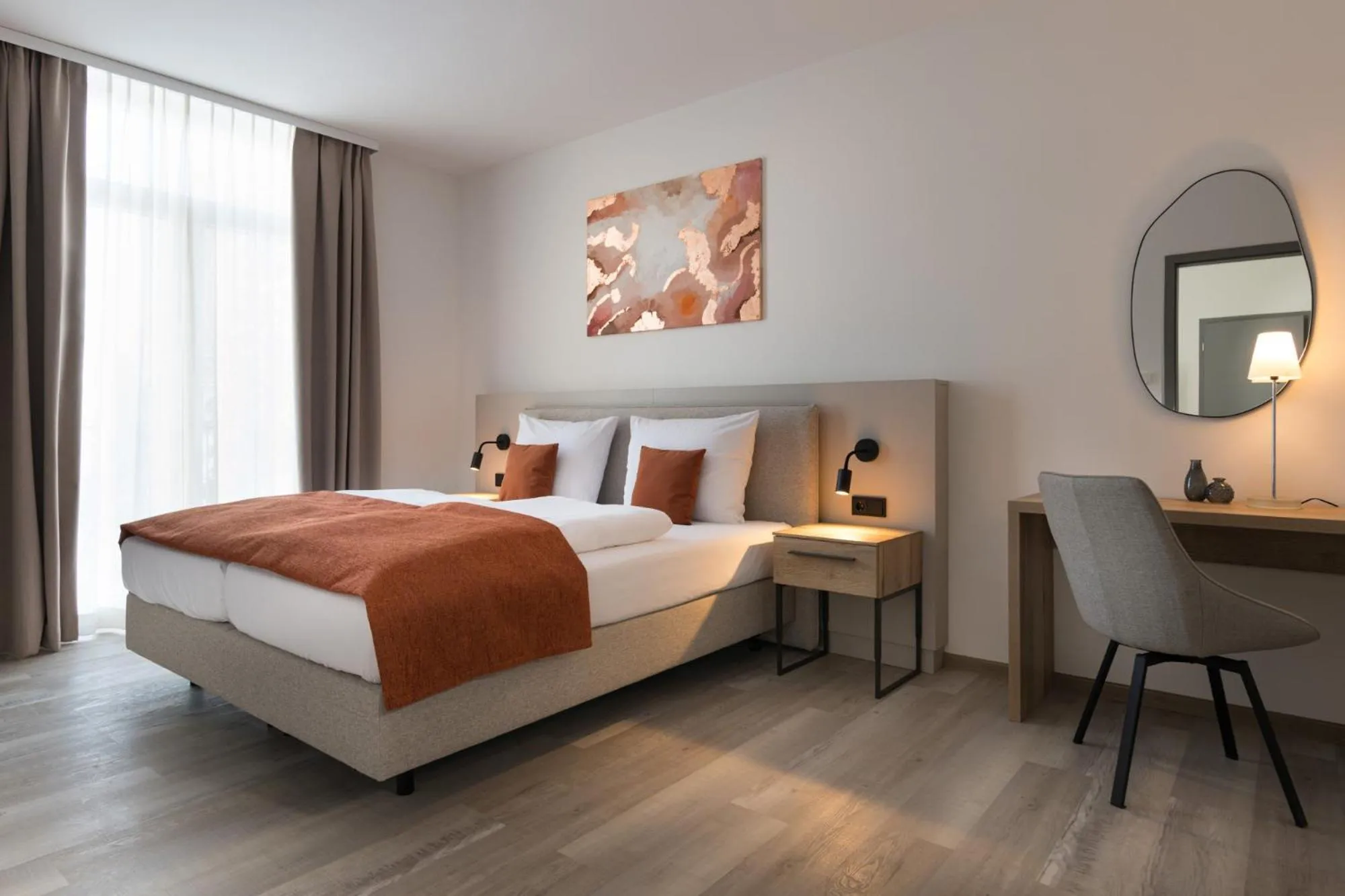 Photo of the whole room, Bed in Atrium Apart Hotel Brühl
