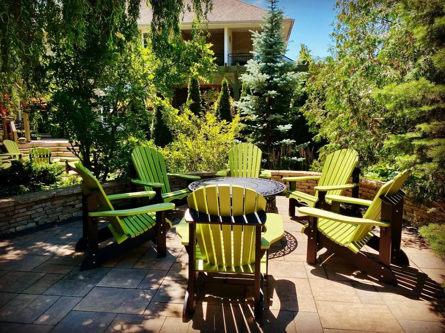 Garden in Explorer House Bed & Breakfast