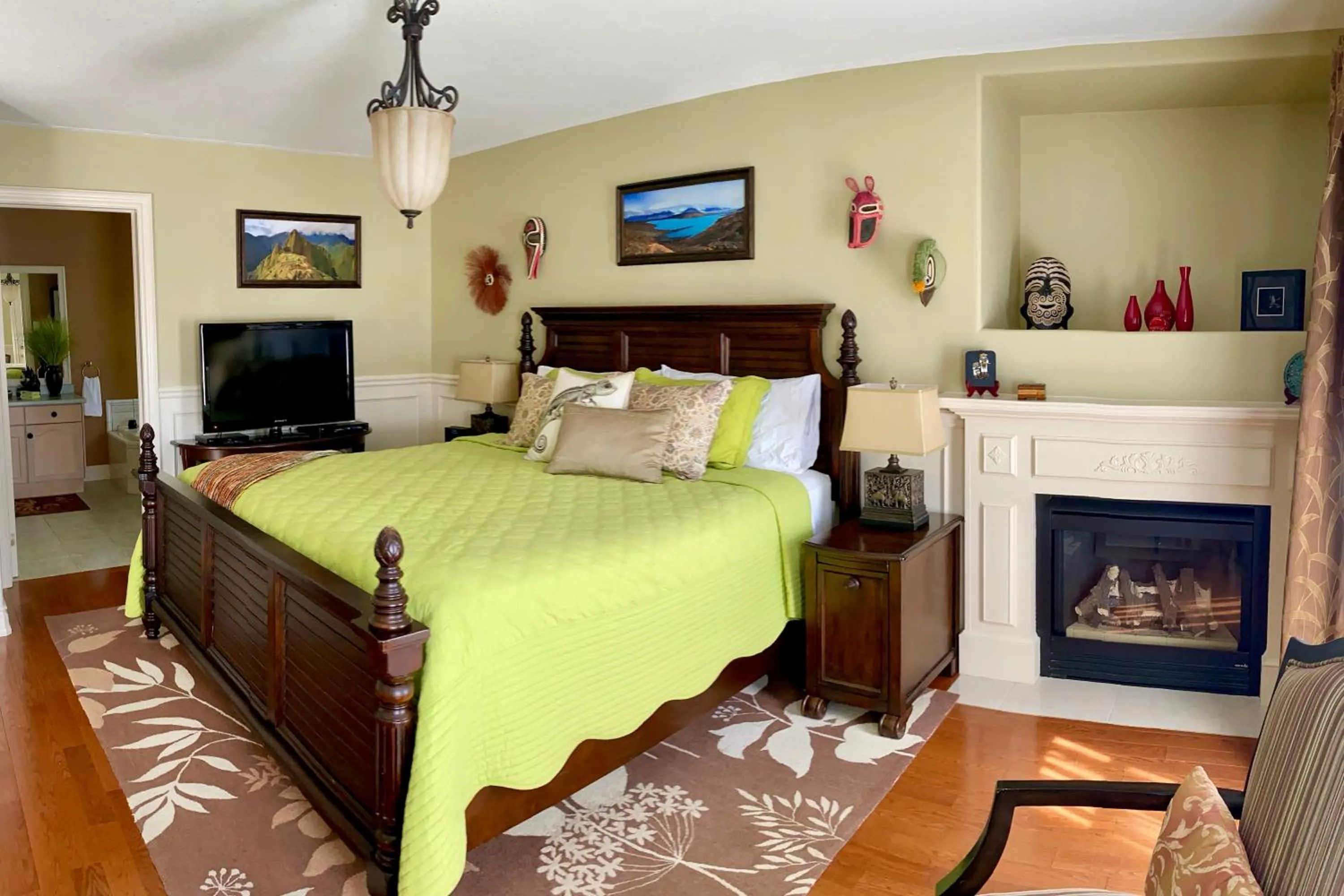 Bedroom, Bed in Explorer House Bed & Breakfast