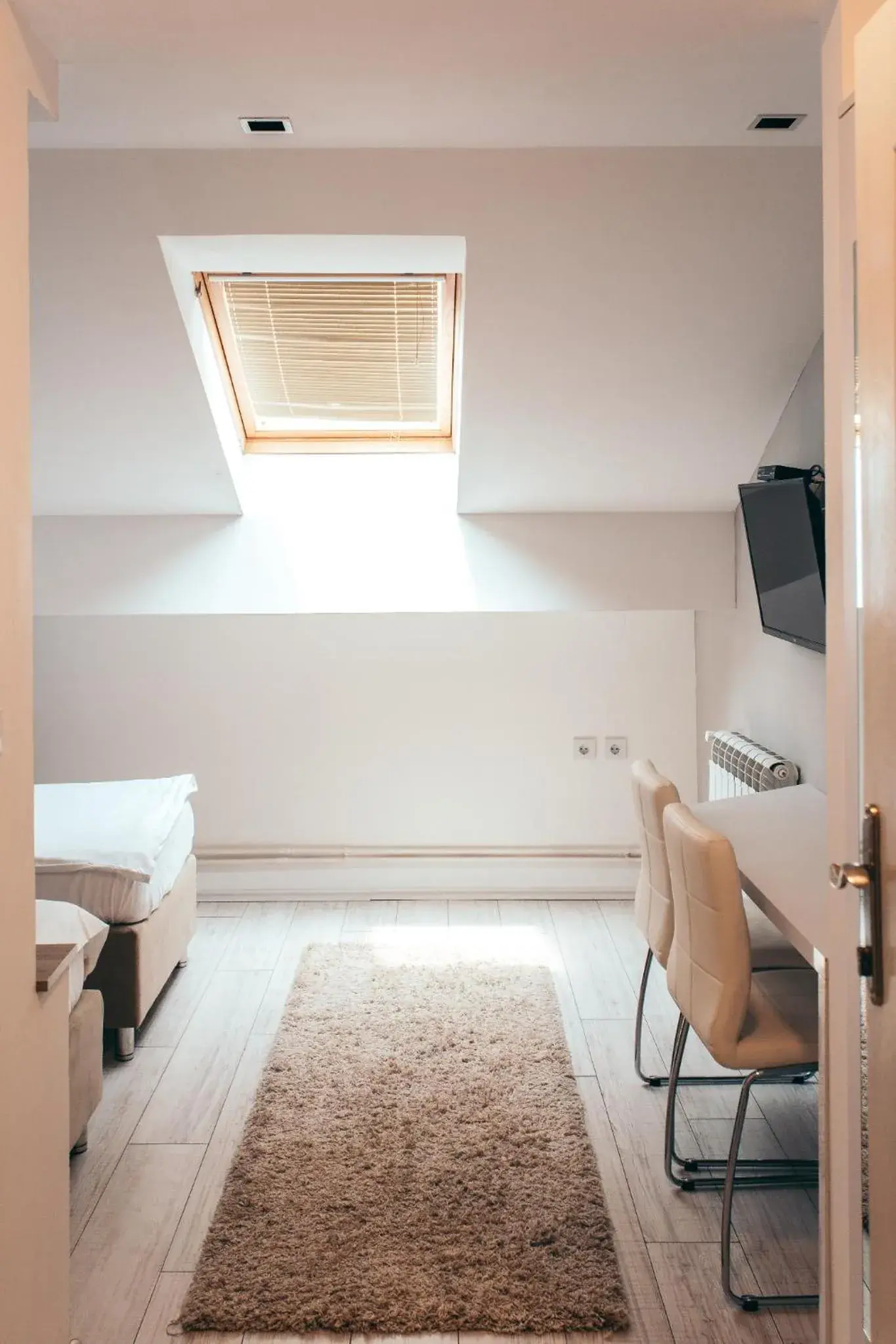 Standard Double or Twin Room - single occupancy in Hotel Dijana Standard Double or Twin Room - single occupancy in Hotel Dijana