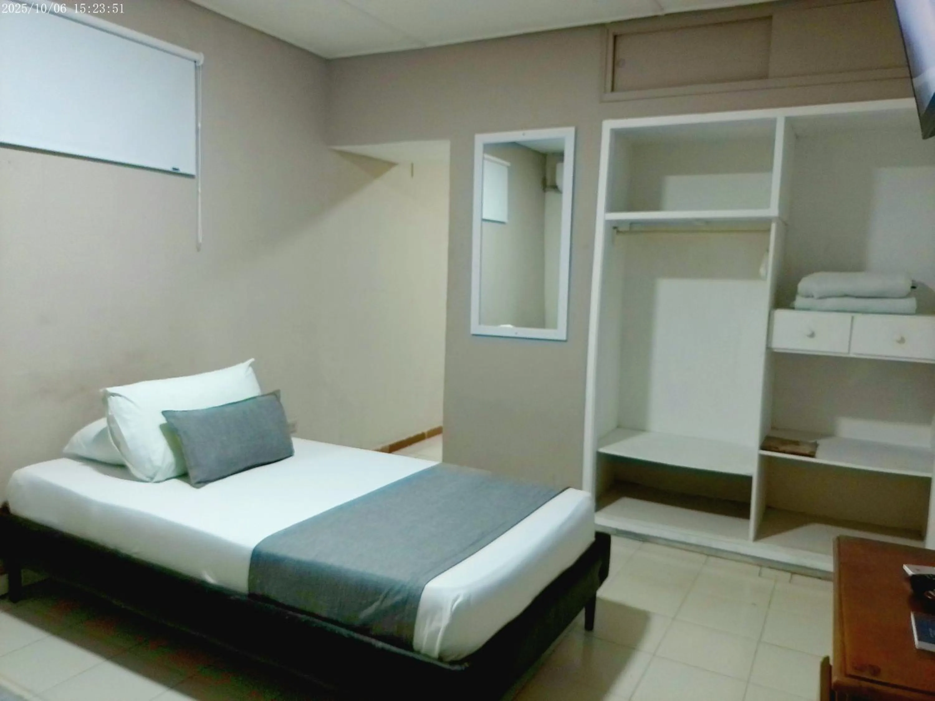 Bed in Hotel Casa Boston Inn by Finerh