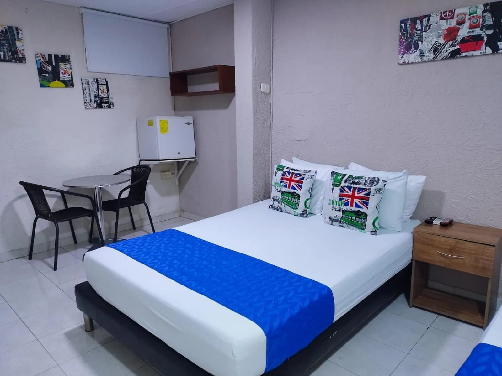 Bed in Hotel Casa Boston Inn by Finerh