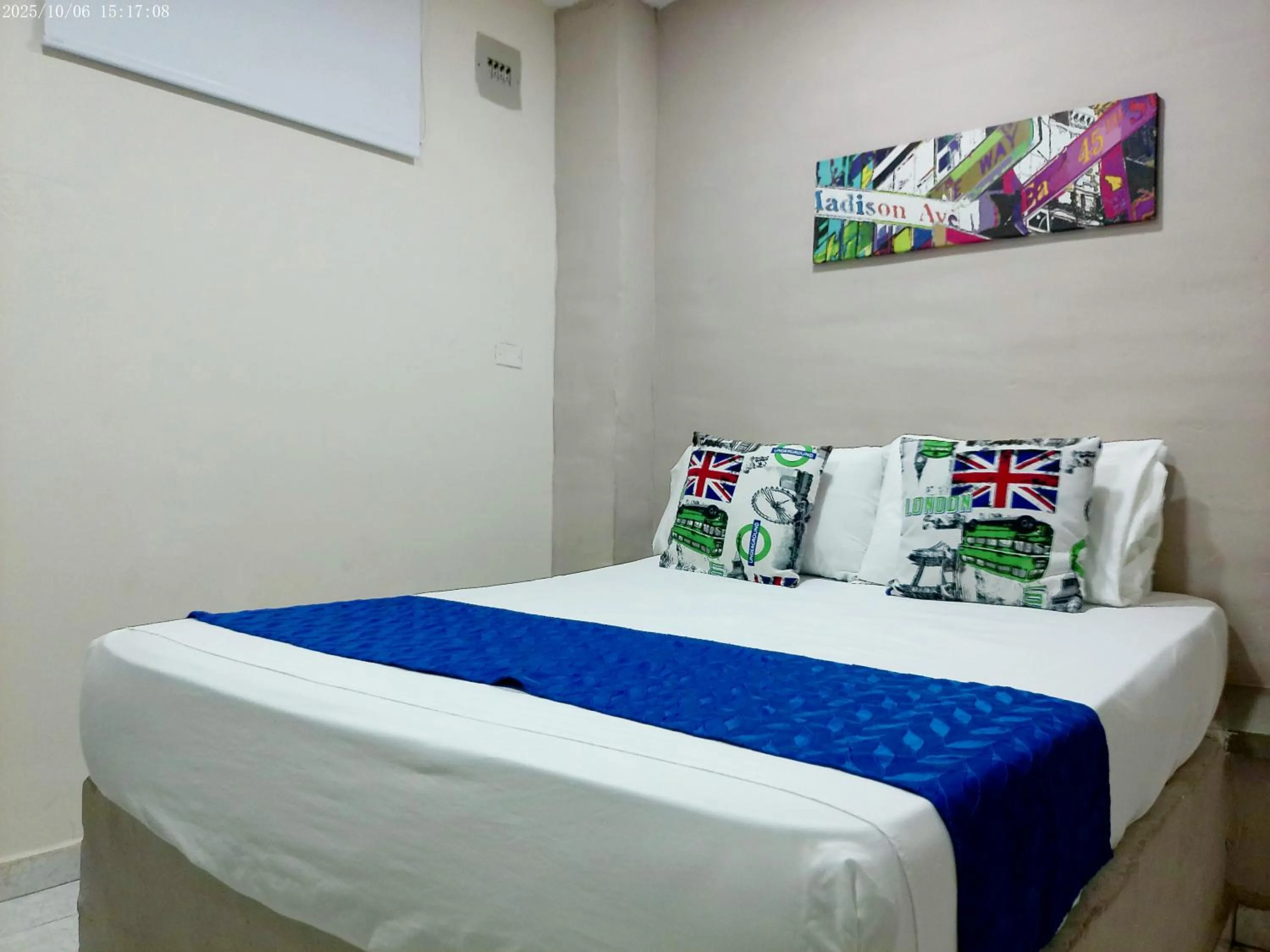 Bed in Hotel Casa Boston Inn by Finerh