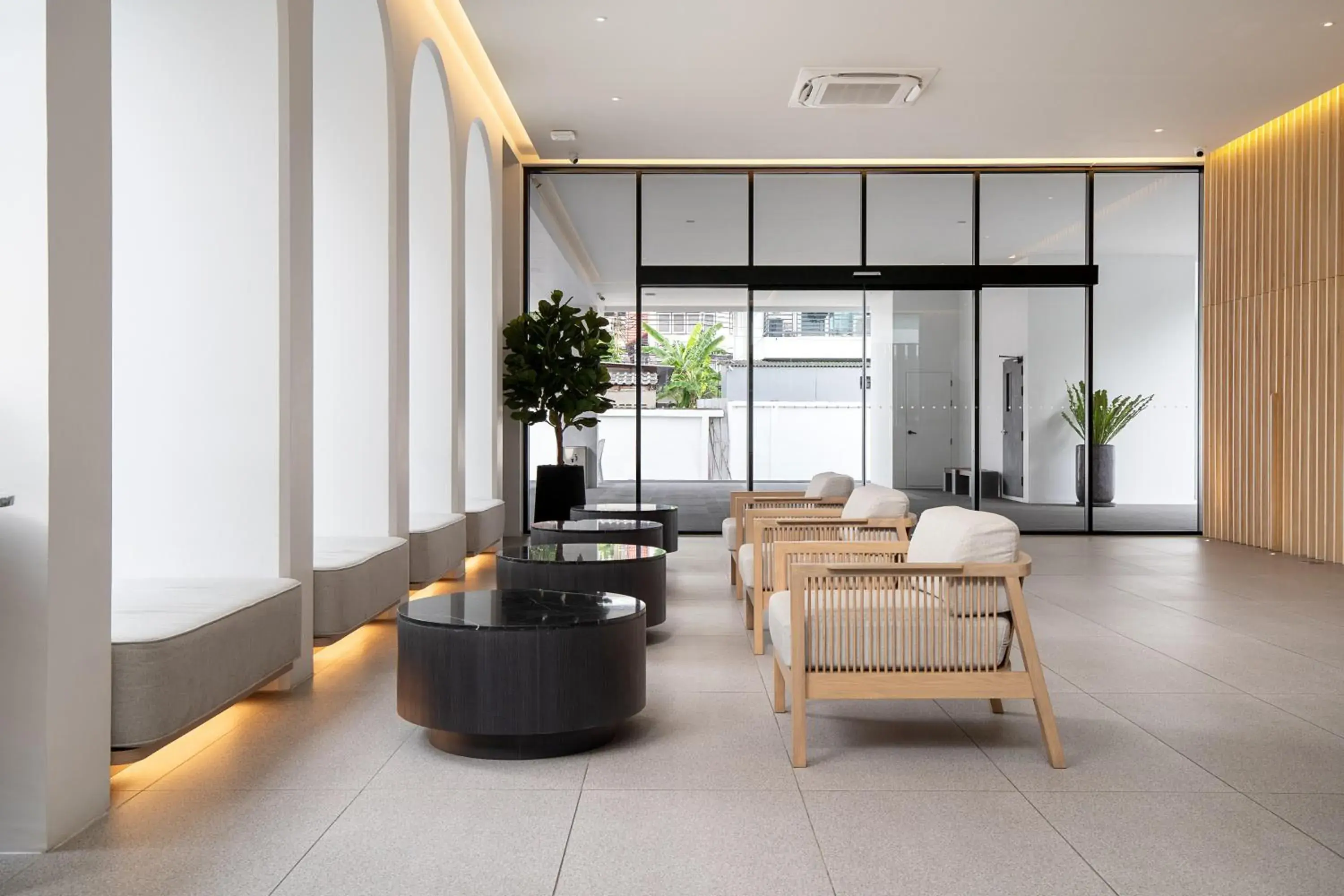 Lobby or reception in Saan Hotel Sathorn Lobby or reception in Saan Hotel Sathorn