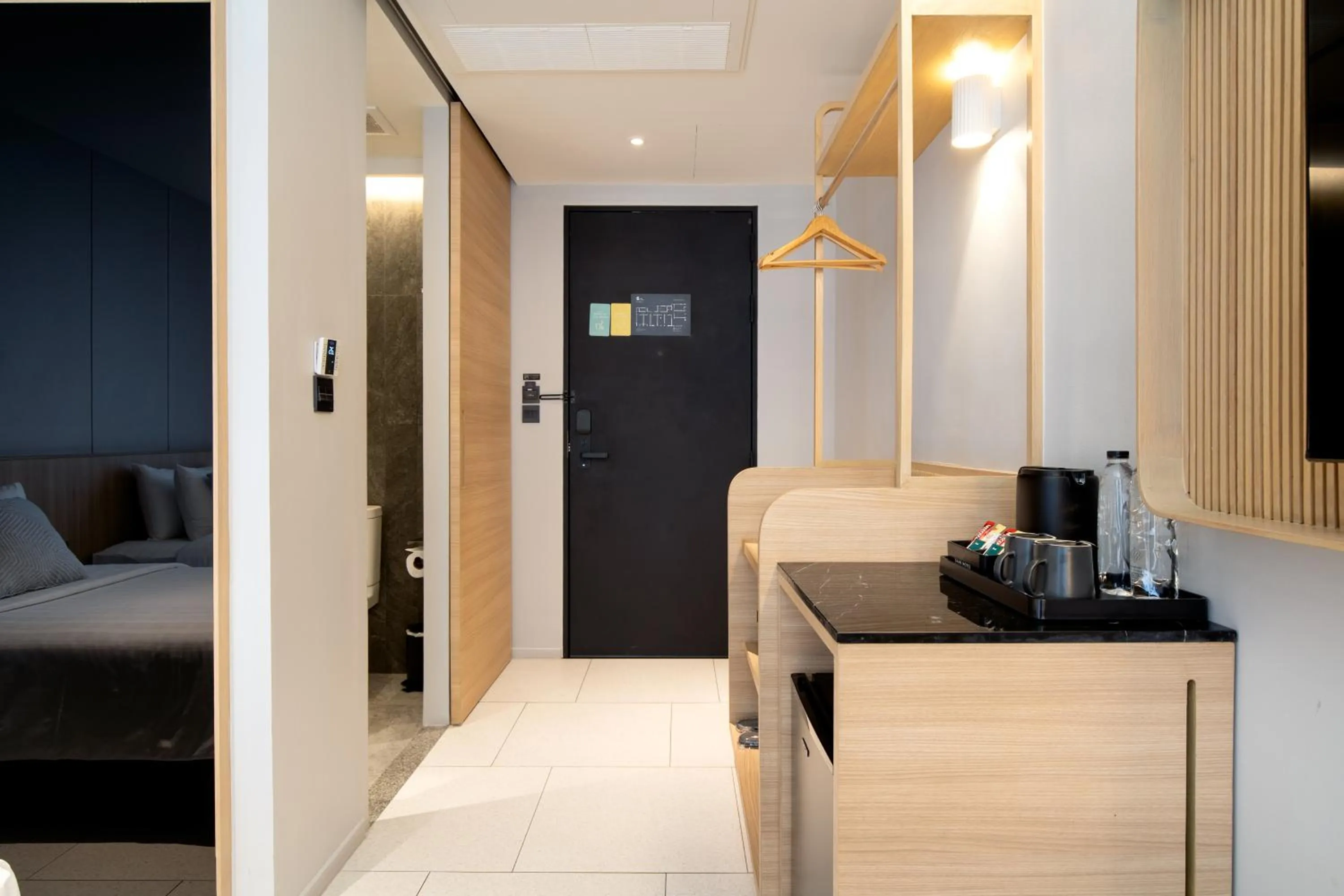 Coffee/tea facilities, Bed in Saan Hotel Sathorn