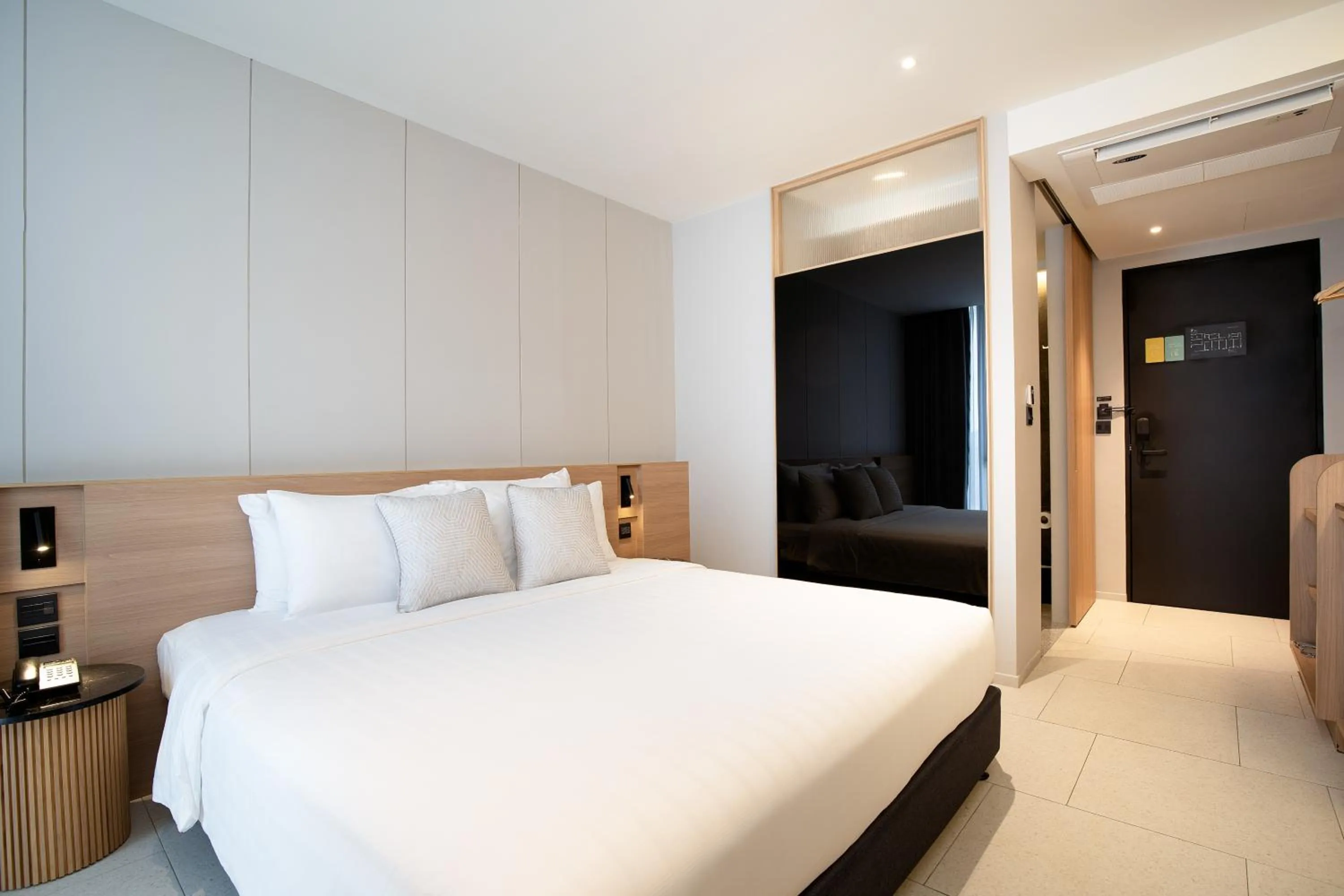 Bedroom, Bed in Saan Hotel Sathorn