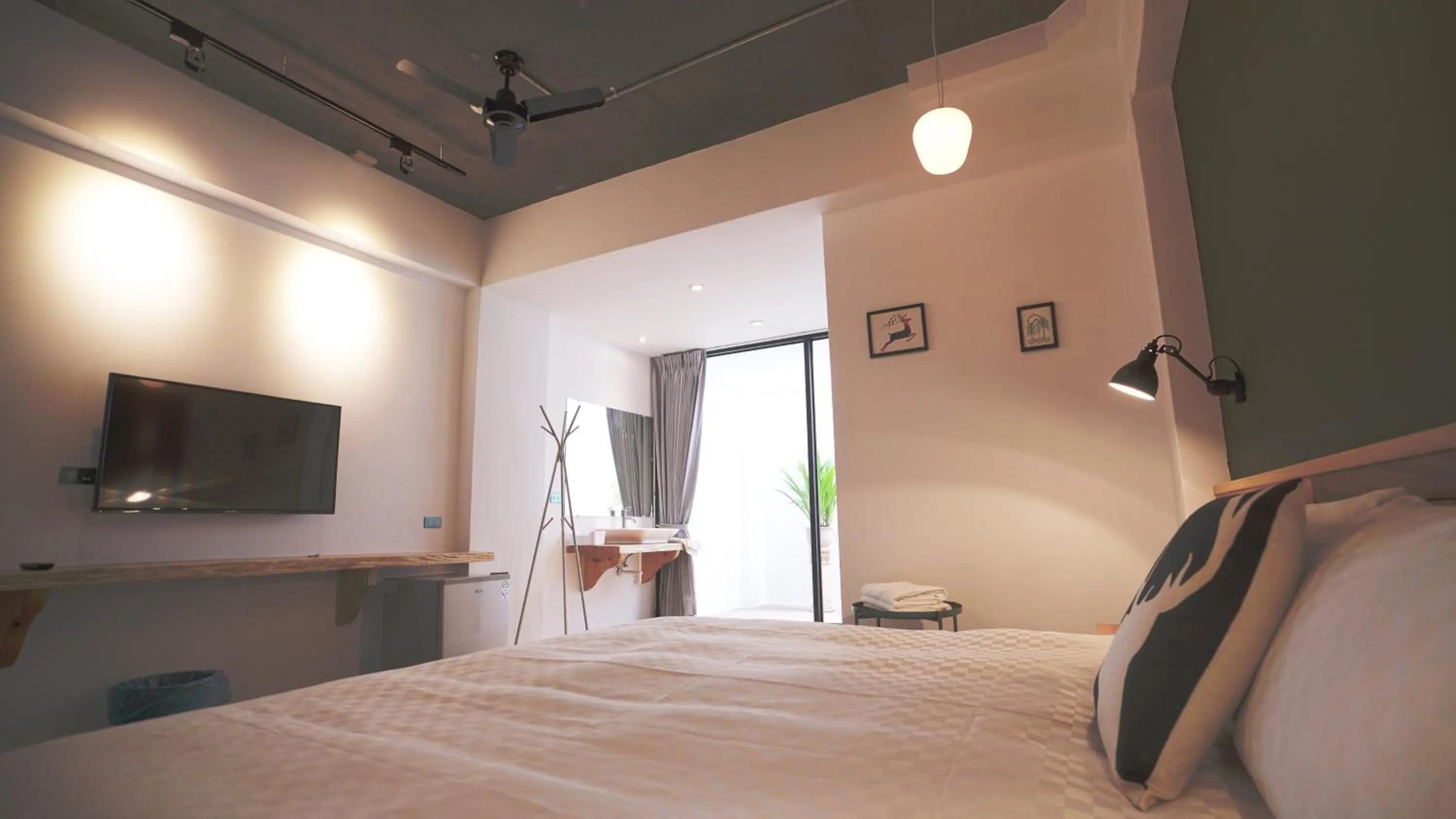 Bed in The Red Hotel