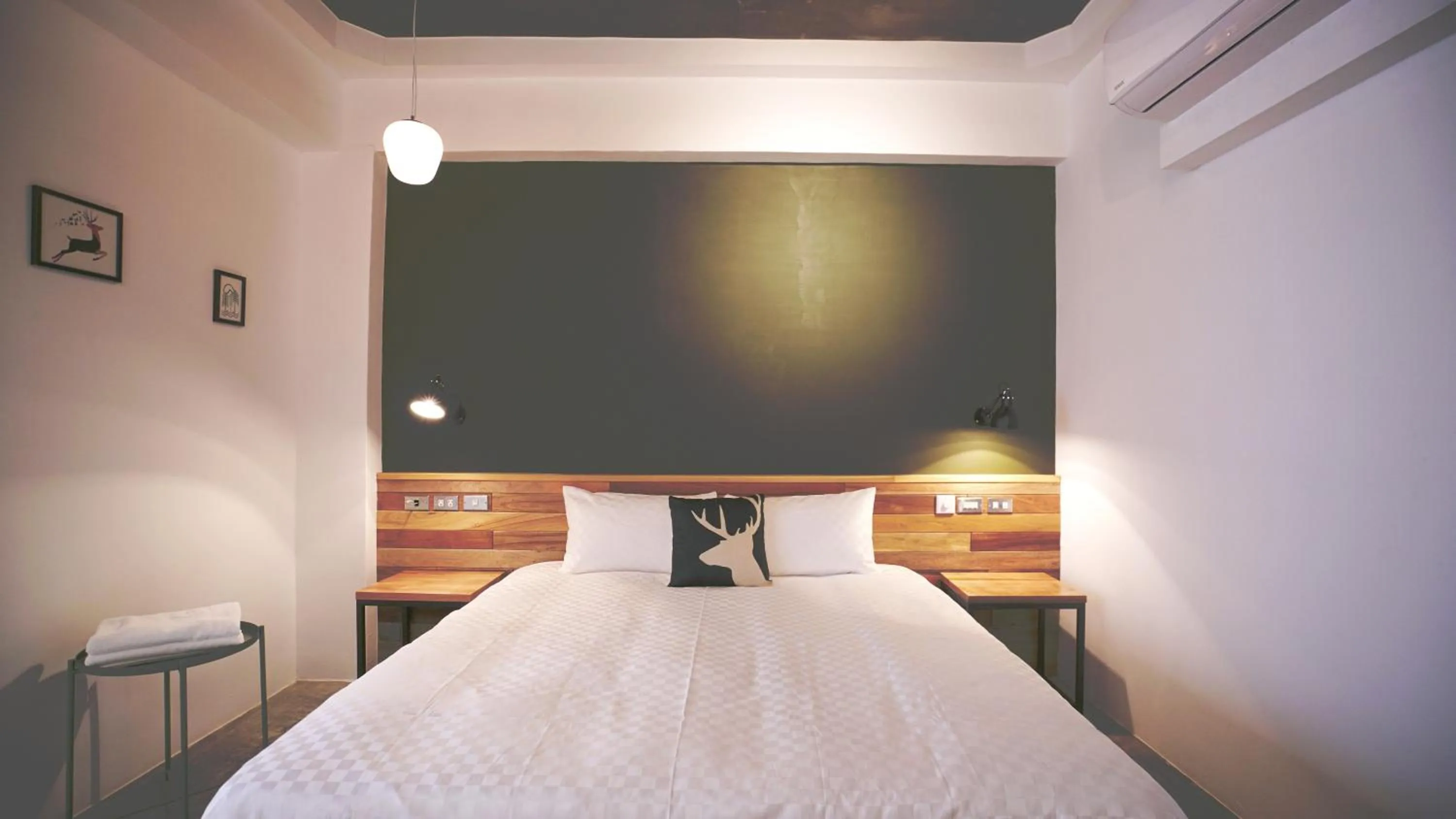 Bed in The Red Hotel