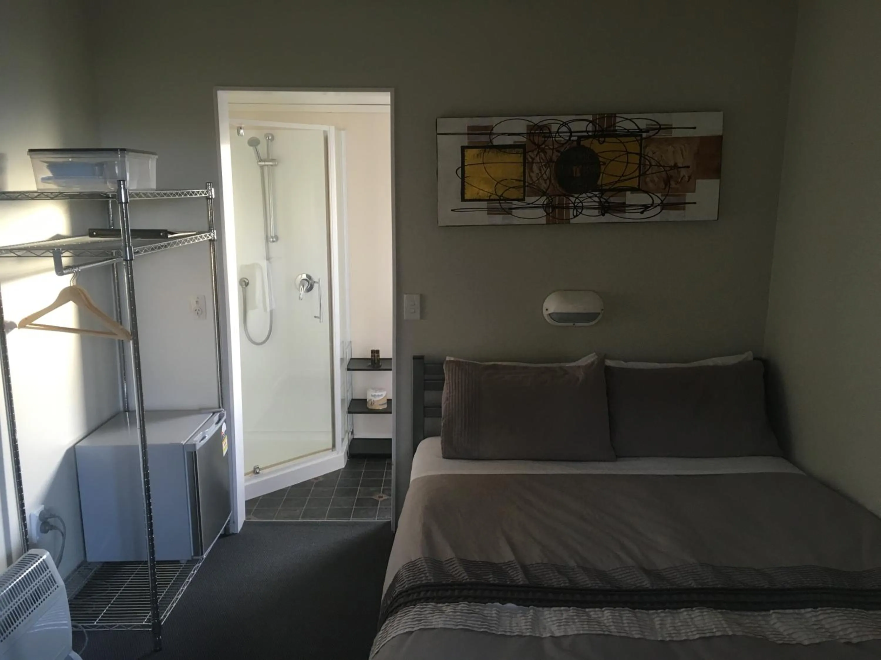 Photo of the whole room, Bed in Tongariro Holiday Park