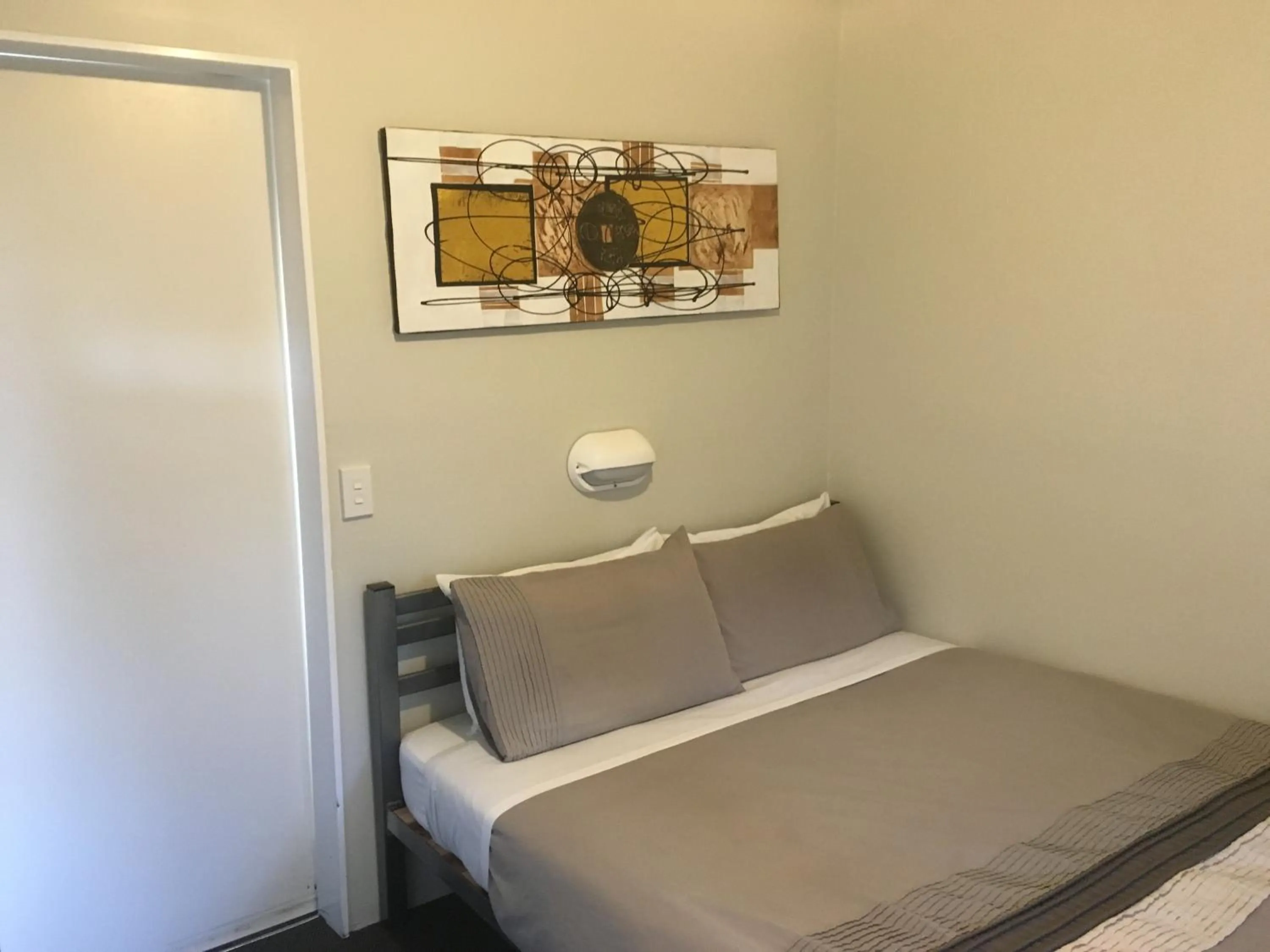 Bed in Tongariro Holiday Park