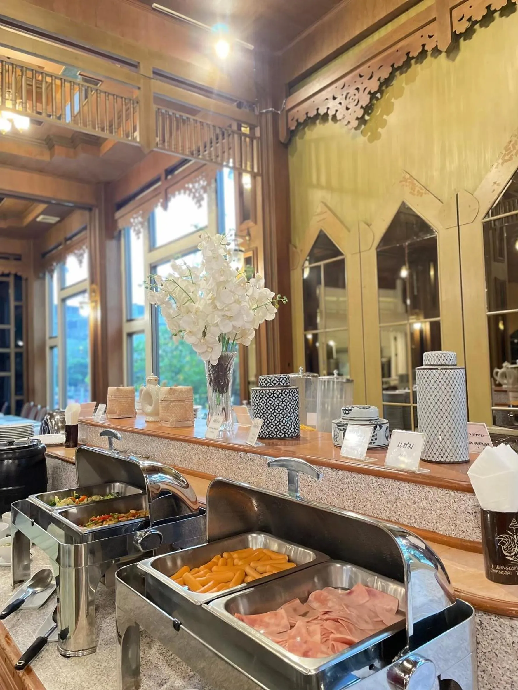 Buffet breakfast in Wangcome Hotel