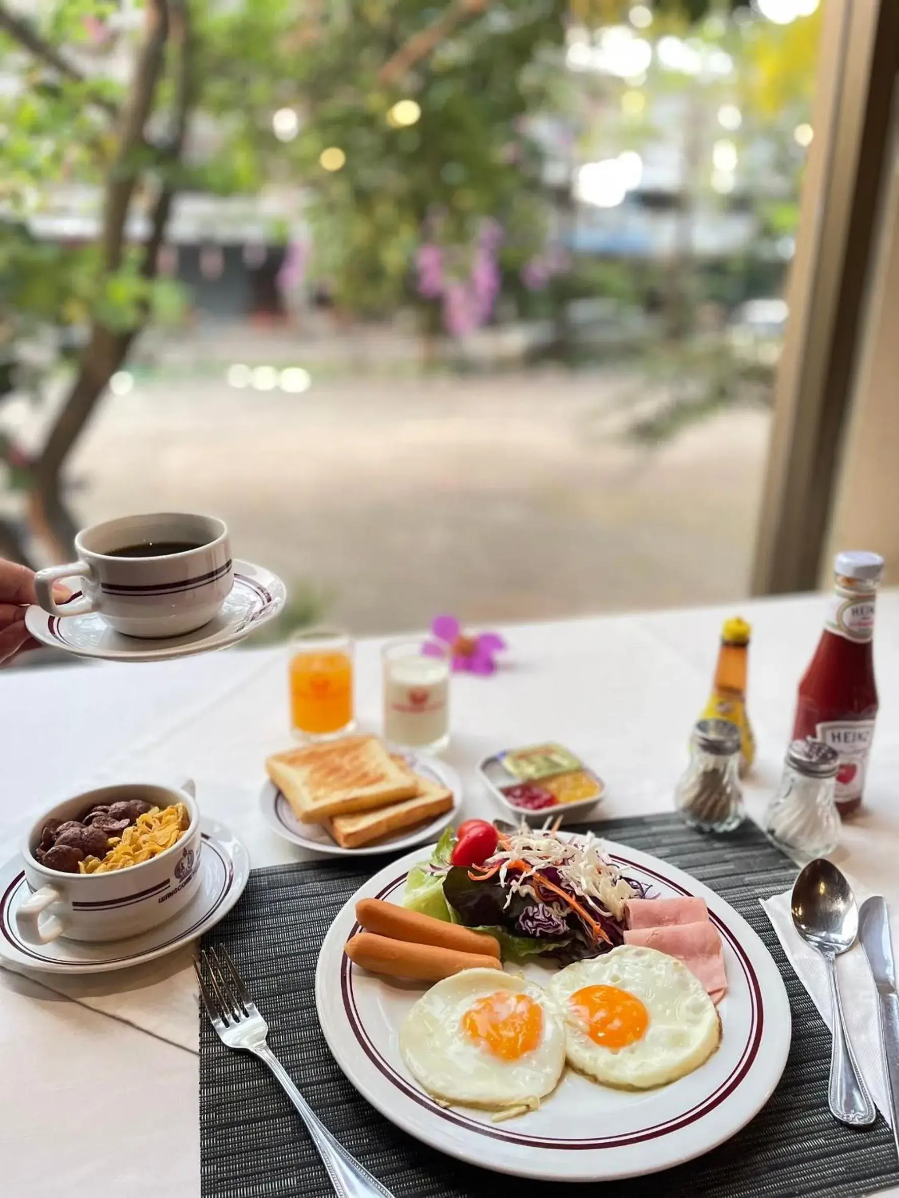 Breakfast in Wangcome Hotel Breakfast in Wangcome Hotel