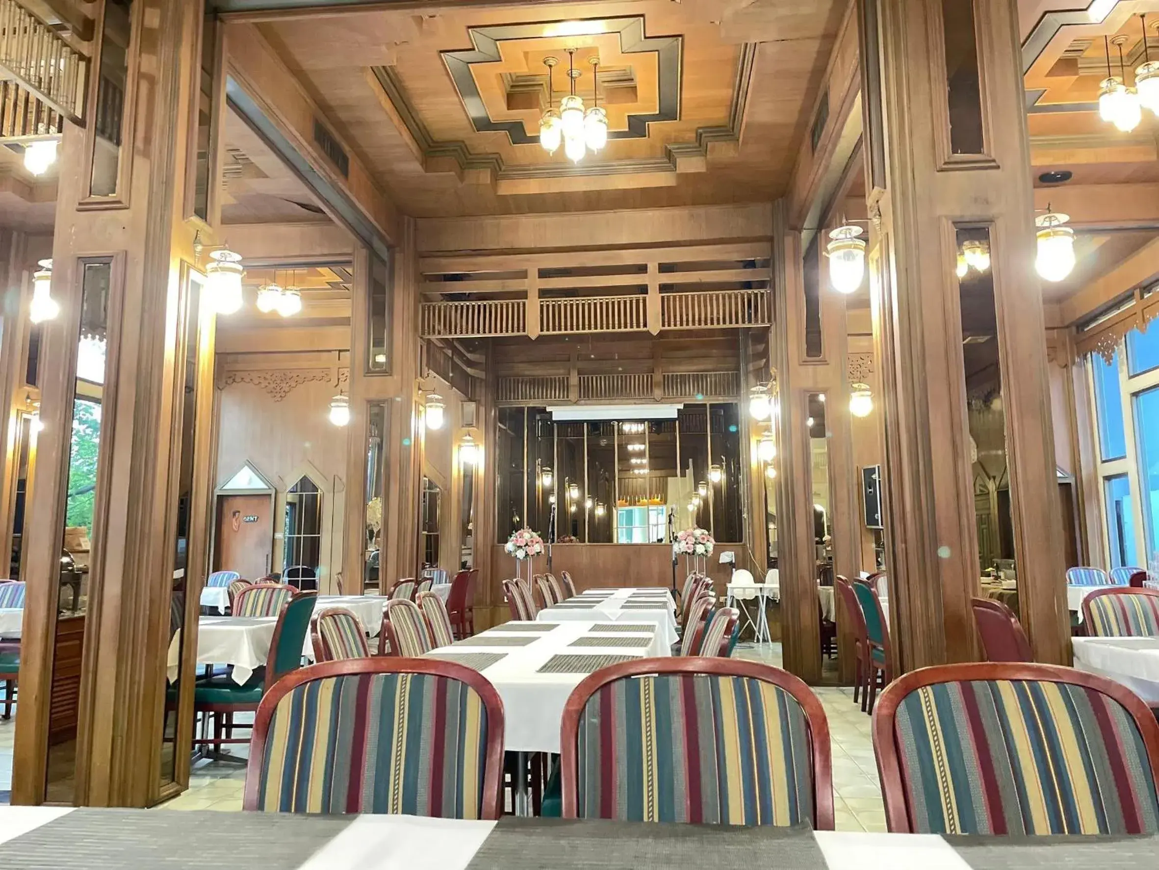 Restaurant/places to eat in Wangcome Hotel Restaurant/places to eat in Wangcome Hotel