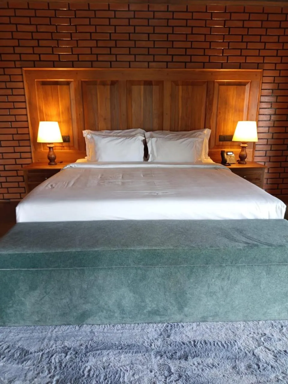 Bed in Villa Rumassala Luxury Chalets Unawatuna