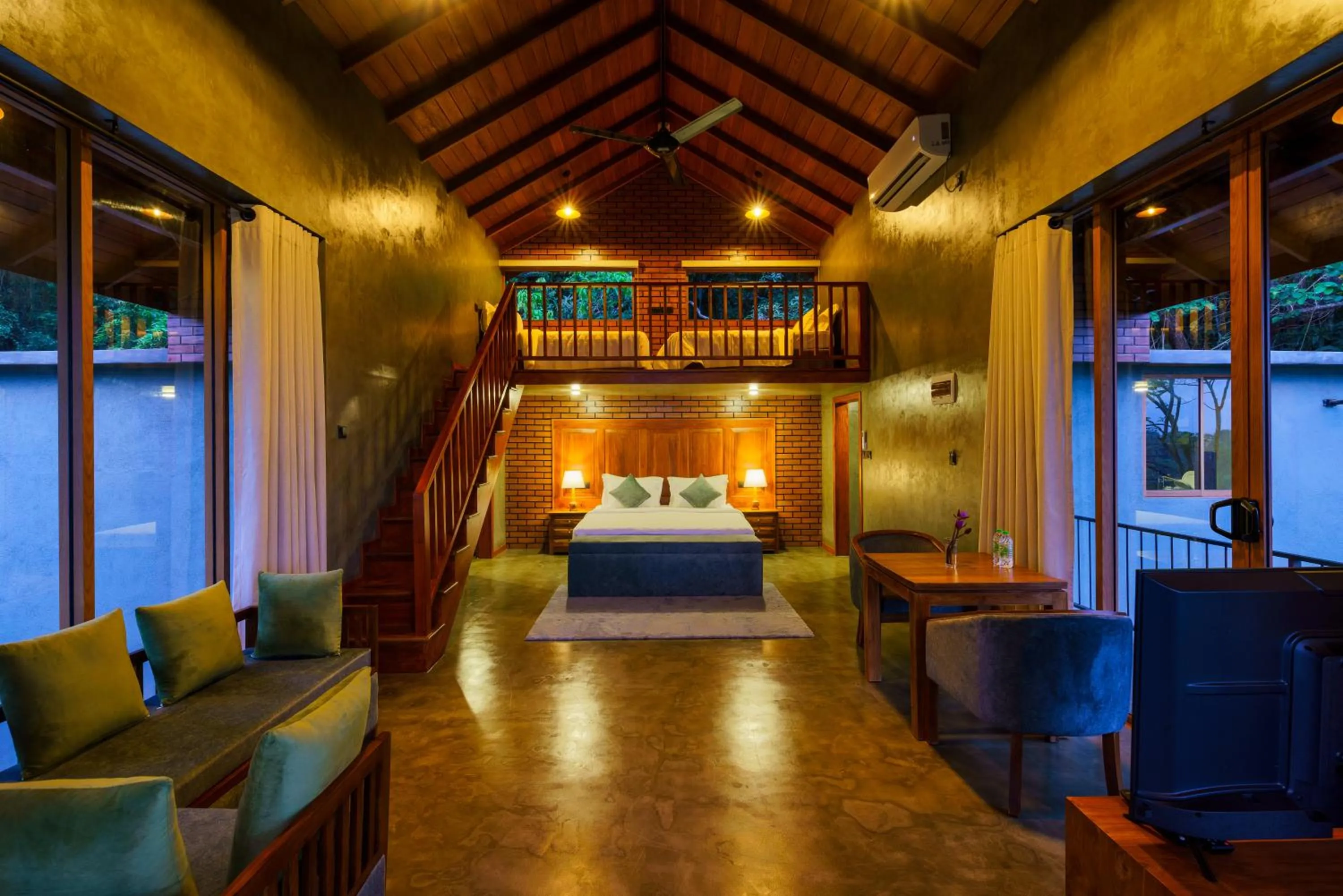 Bed in Villa Rumassala Luxury Chalets Unawatuna