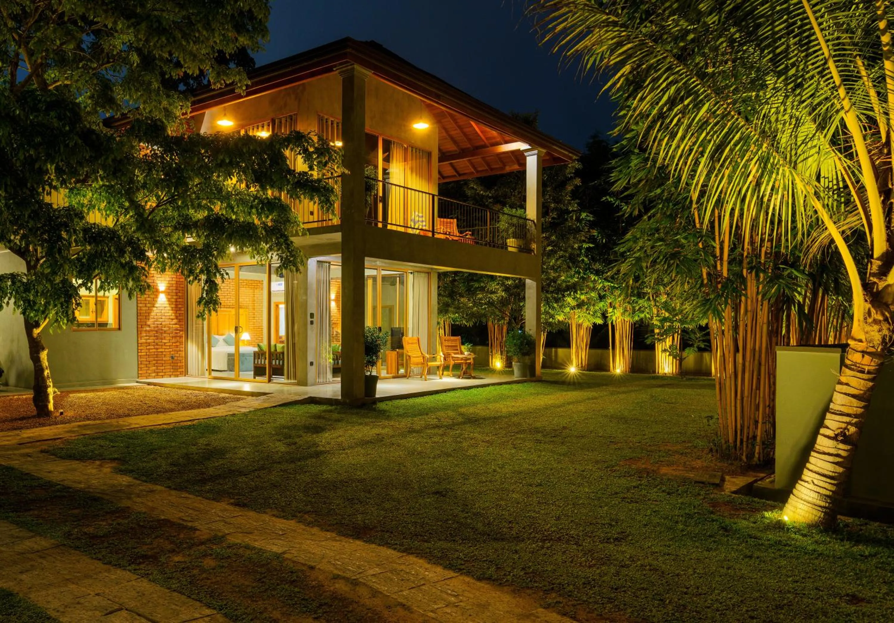 Garden in Villa Rumassala Luxury Chalets Unawatuna