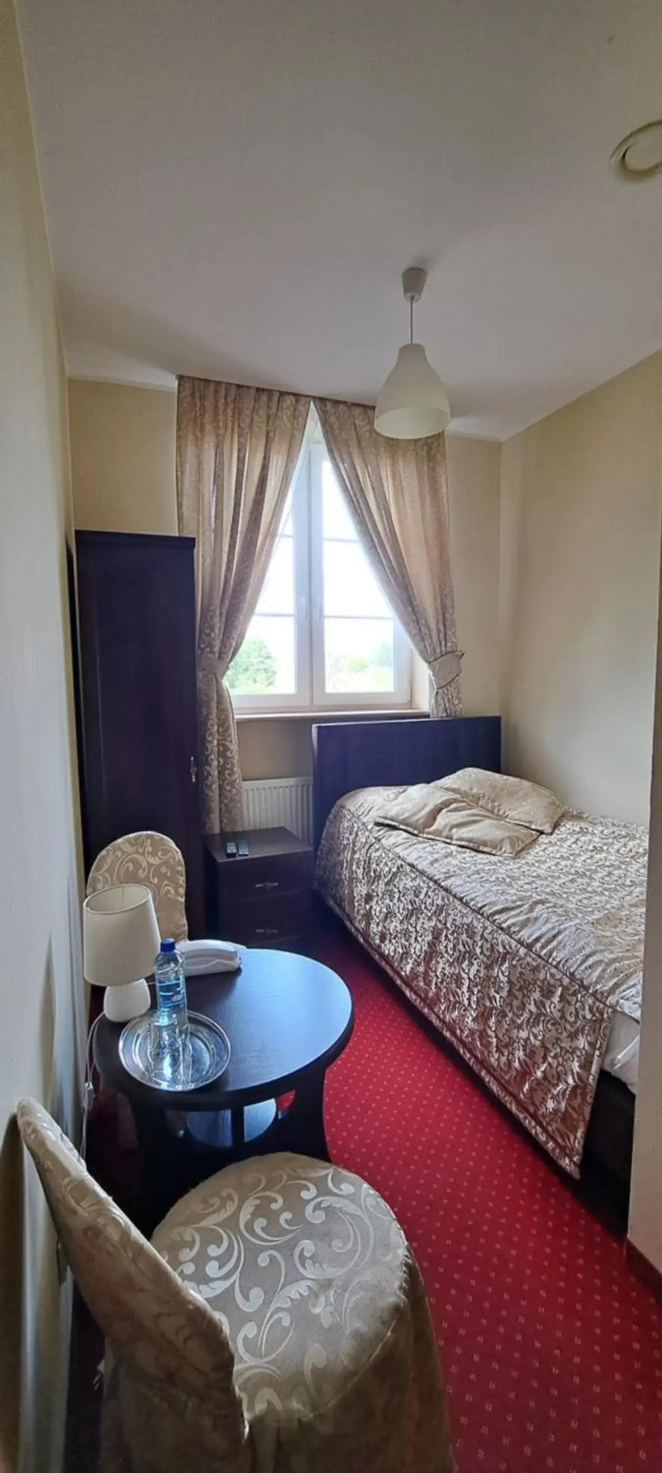 Single Room in Hotel i Restauracja Chopin Single Room in Hotel i Restauracja Chopin