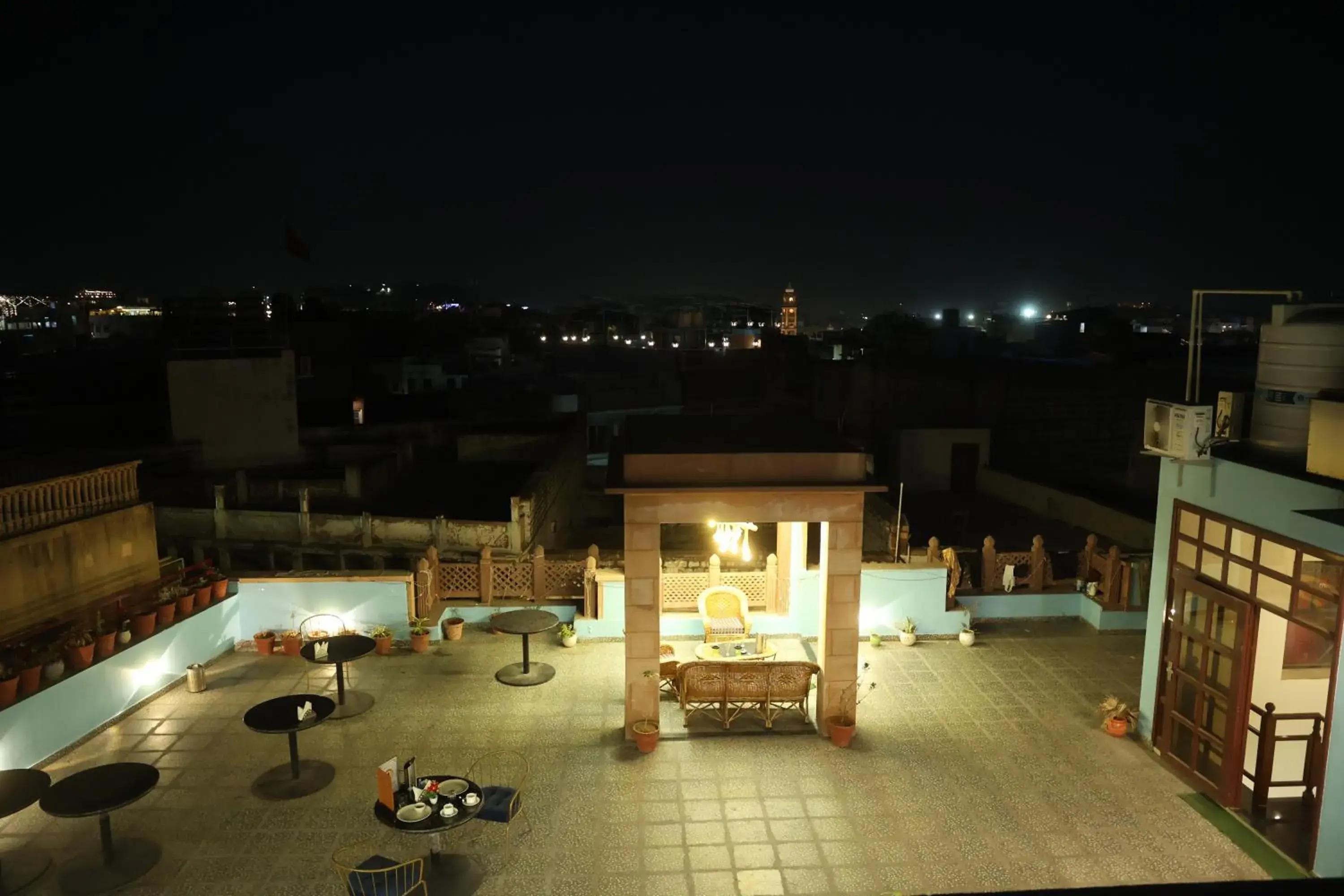 Restaurant/places to eat in Shiv Hari heritage Restaurant/places to eat in Shiv Hari heritage