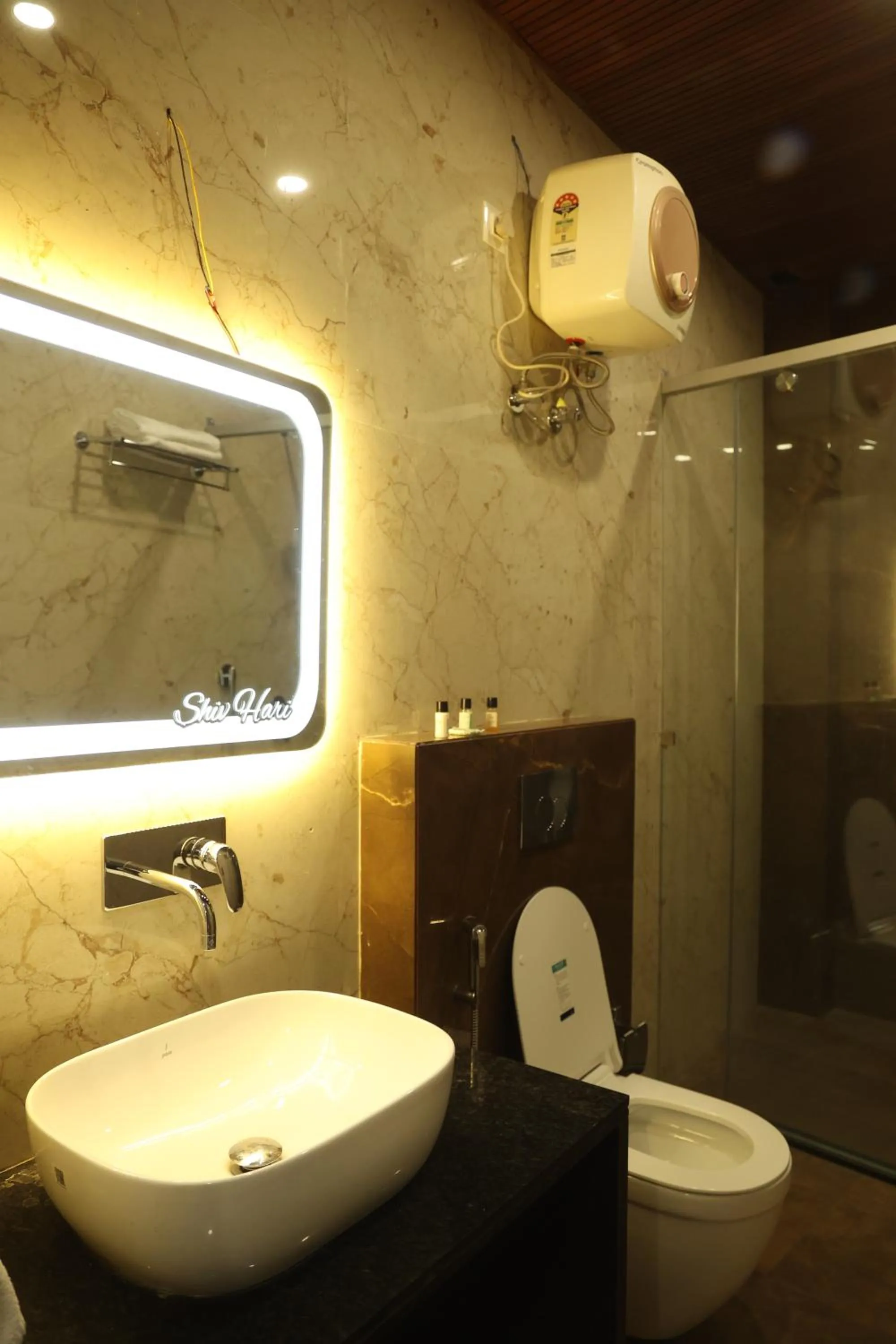 Shower in Shiv Hari heritage