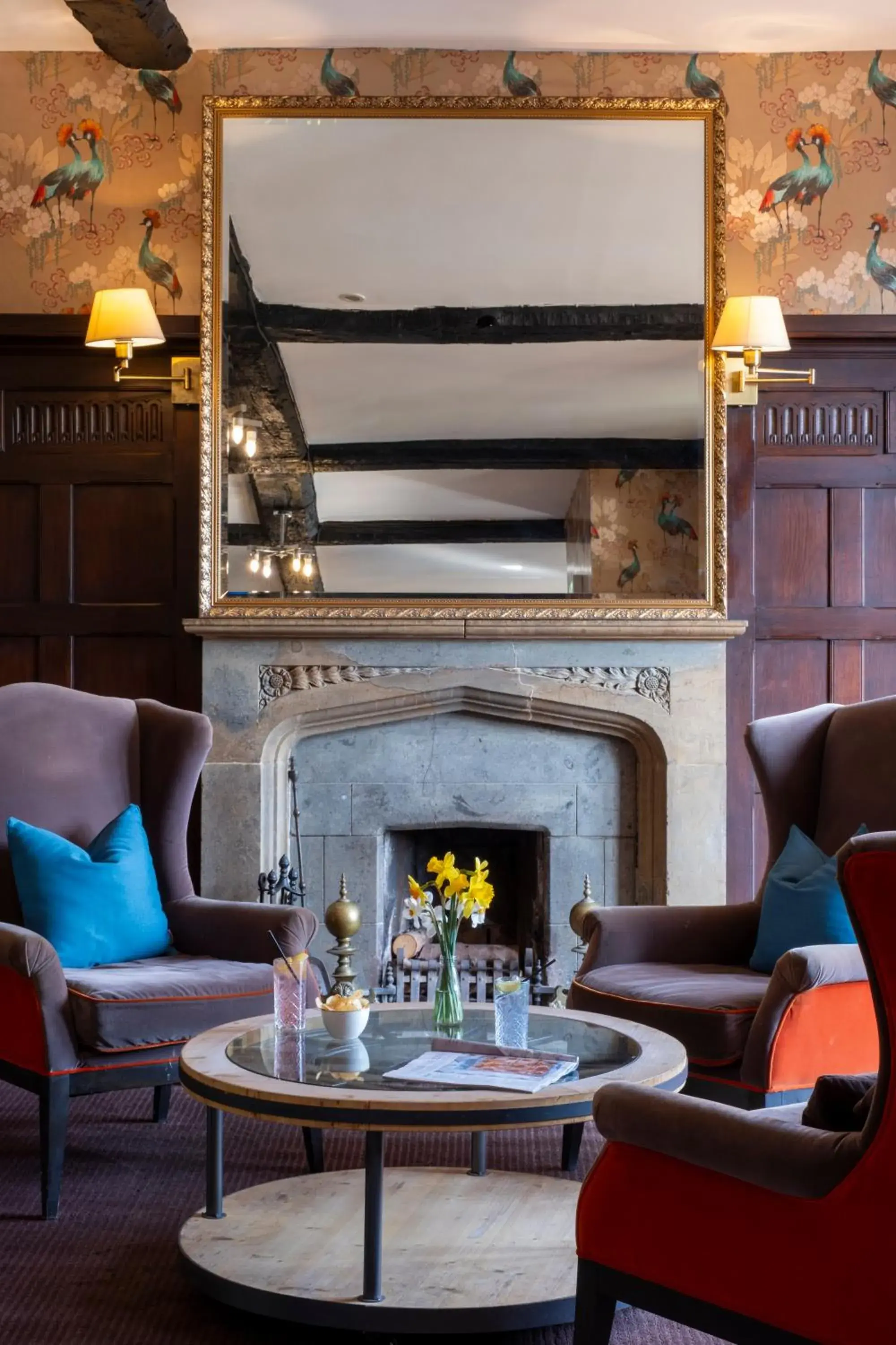 Lounge or bar in Mercure Banbury Whately Hall Hotel