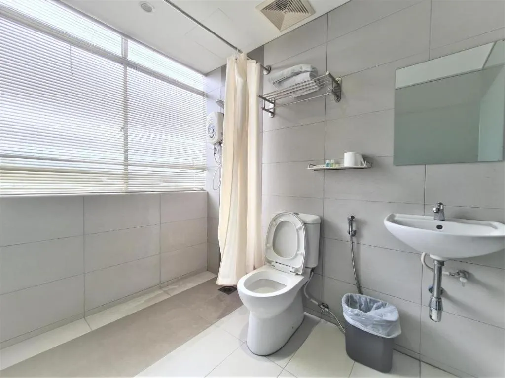 Bathroom in Merdeka Hotel Kluang