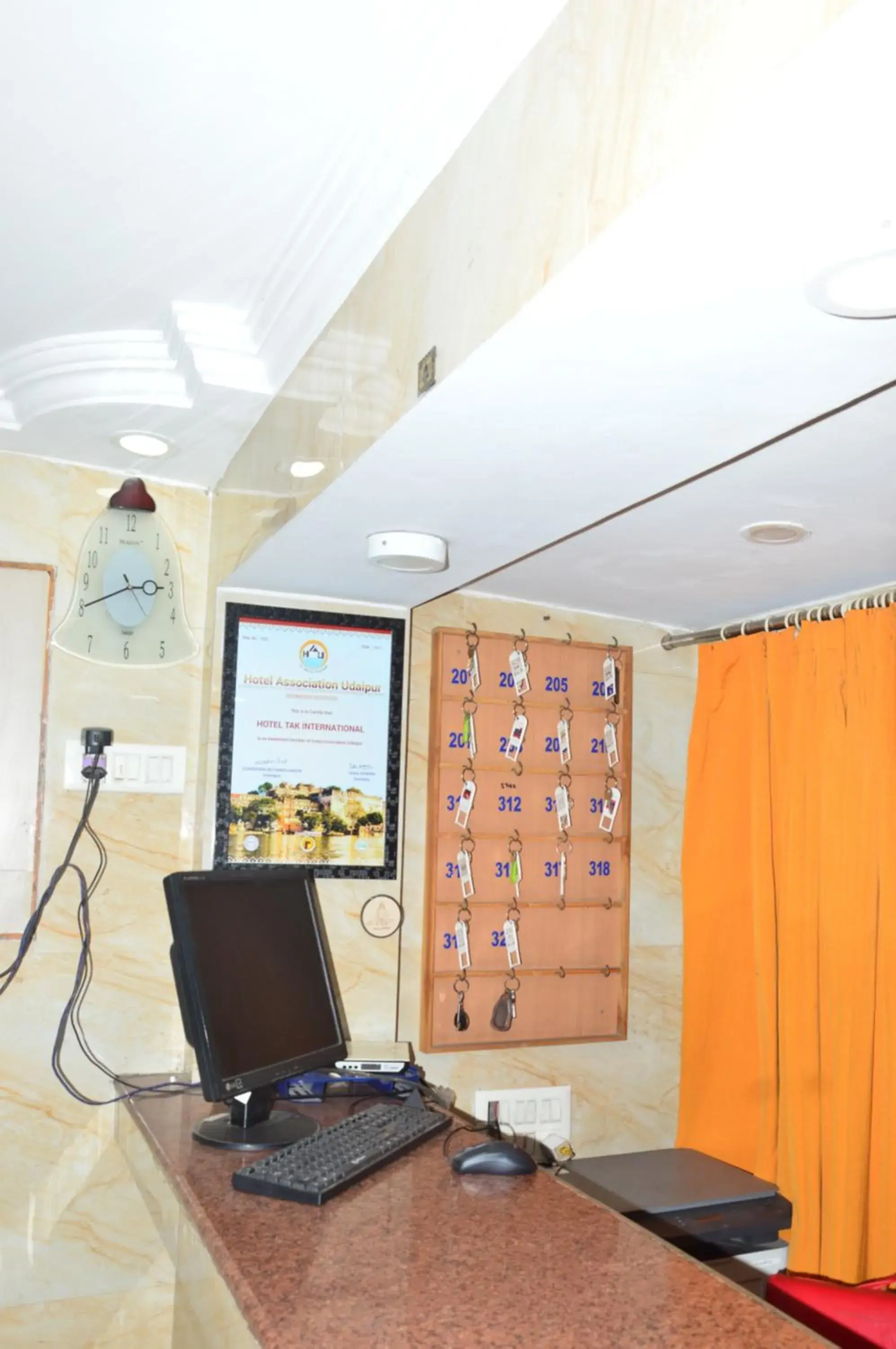 Property building in Tak International Hotel Property building in Tak International Hotel