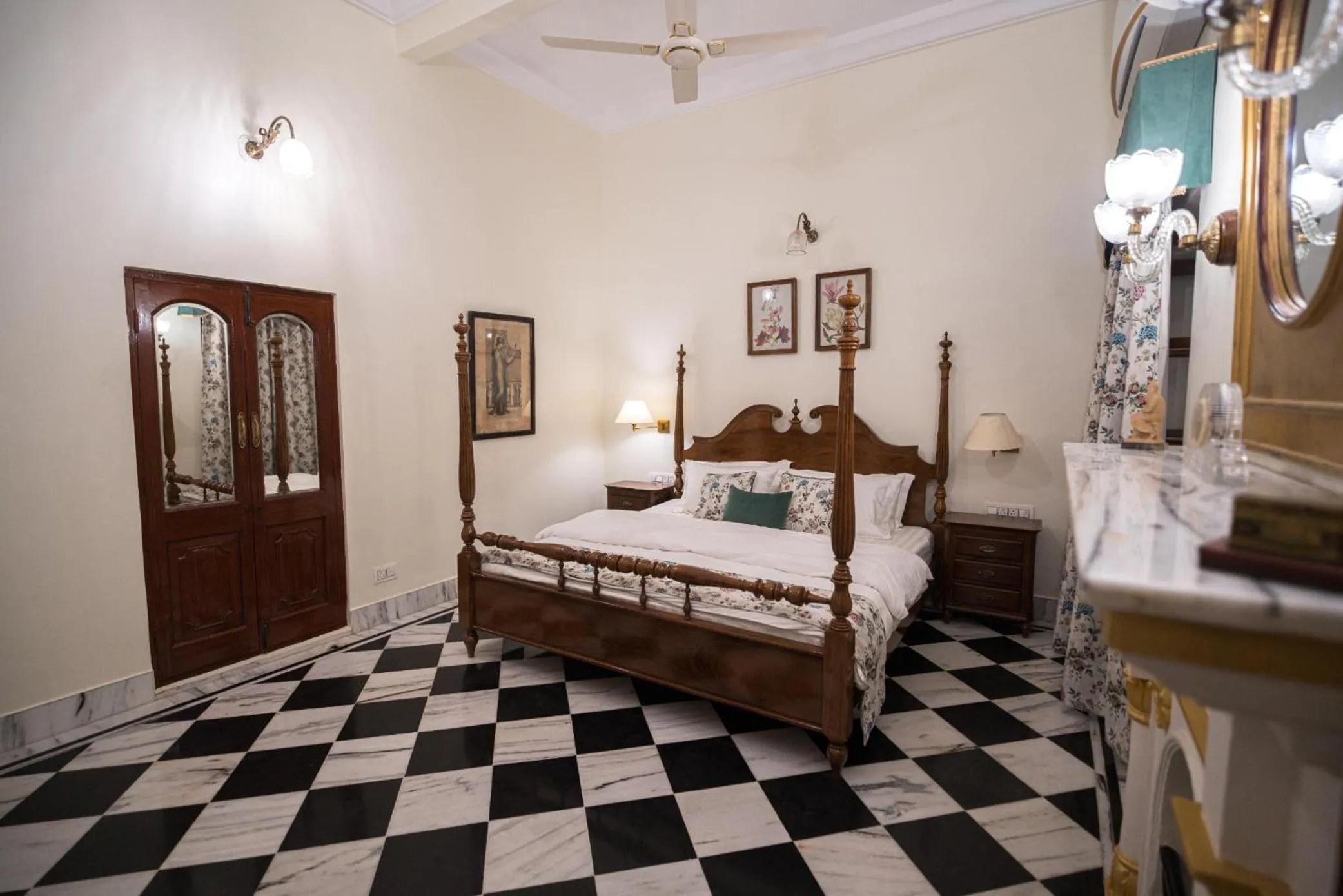 Superior Double Room in Cavalry Villa bikaner